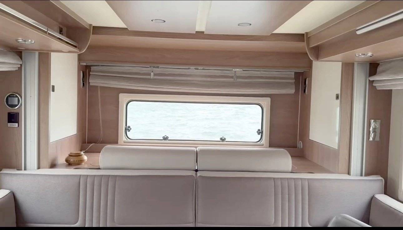 Comedor Citroën Jumper 2,2 140 cvs - Yescapa