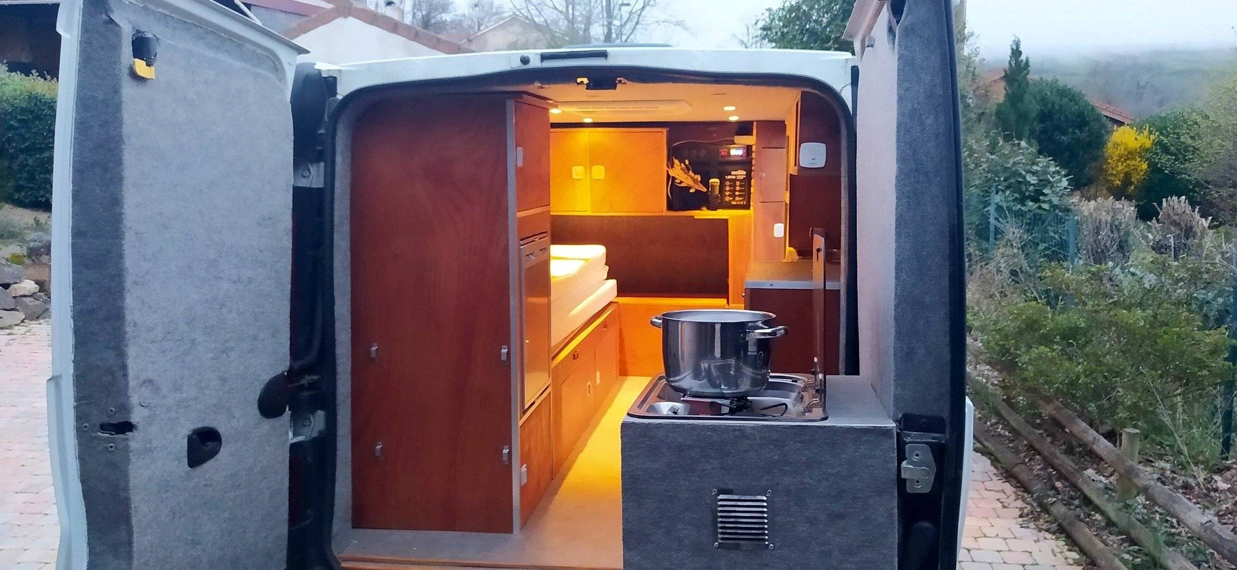 Aménagement personnalisé Renault Trafic