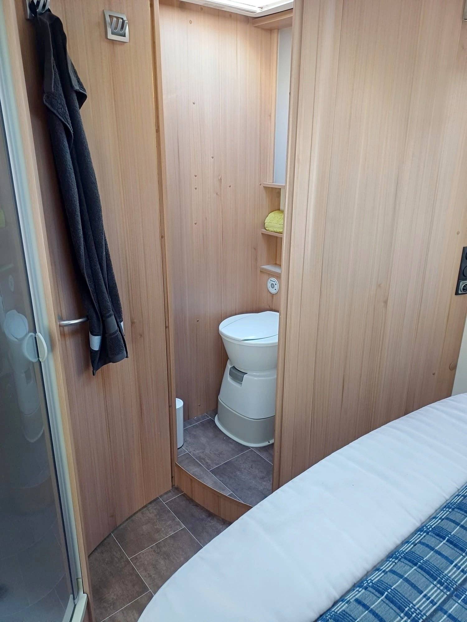 Bürstner Ixeo time IT 734