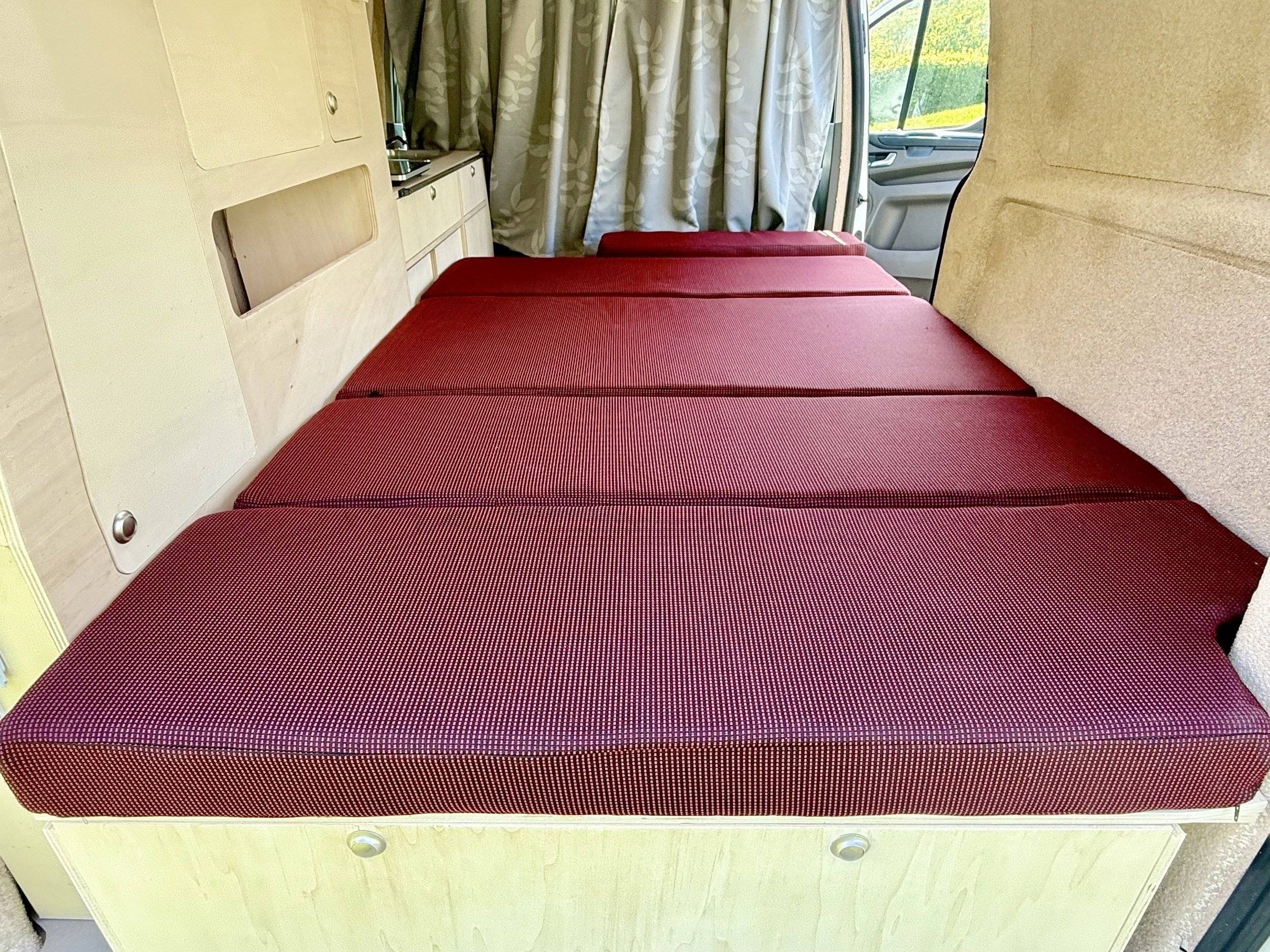 slaapplaatsen Ford Ford Transit Custom - Yescapa