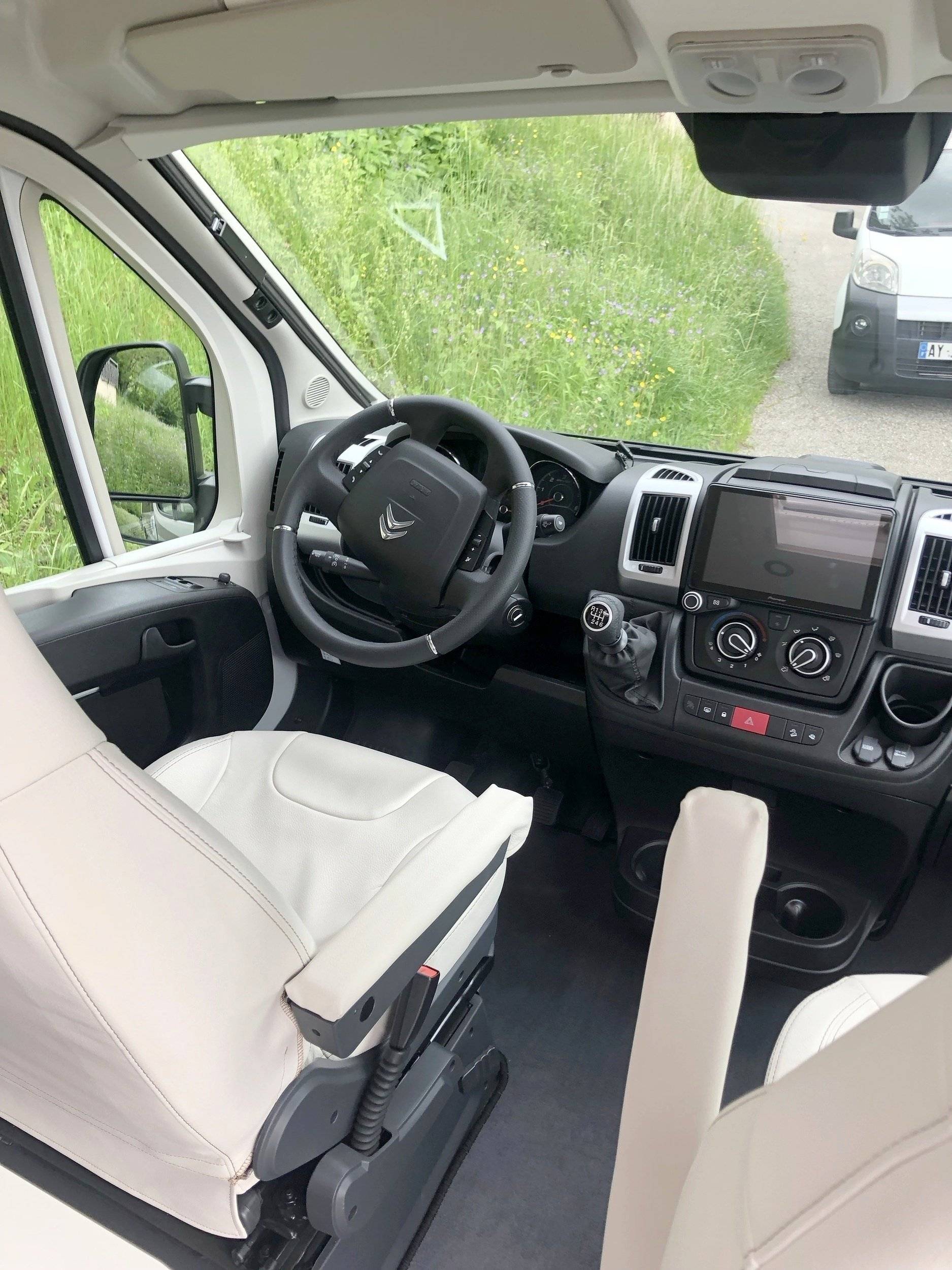 Bavaria Citroën jumper 140 cv