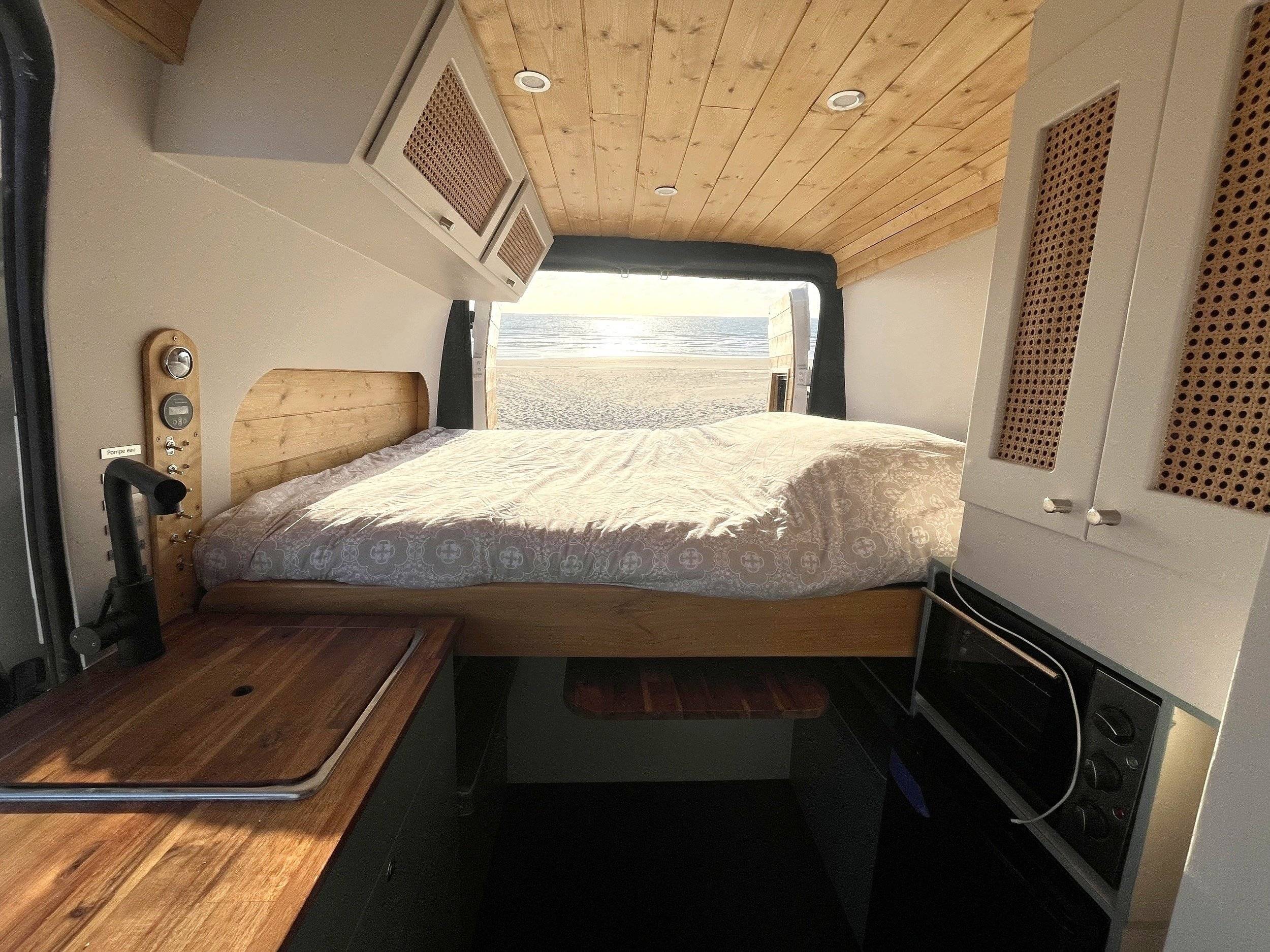 Berth Fiat Ducato 2,2 l Multijet 120 ch. - Yescapa