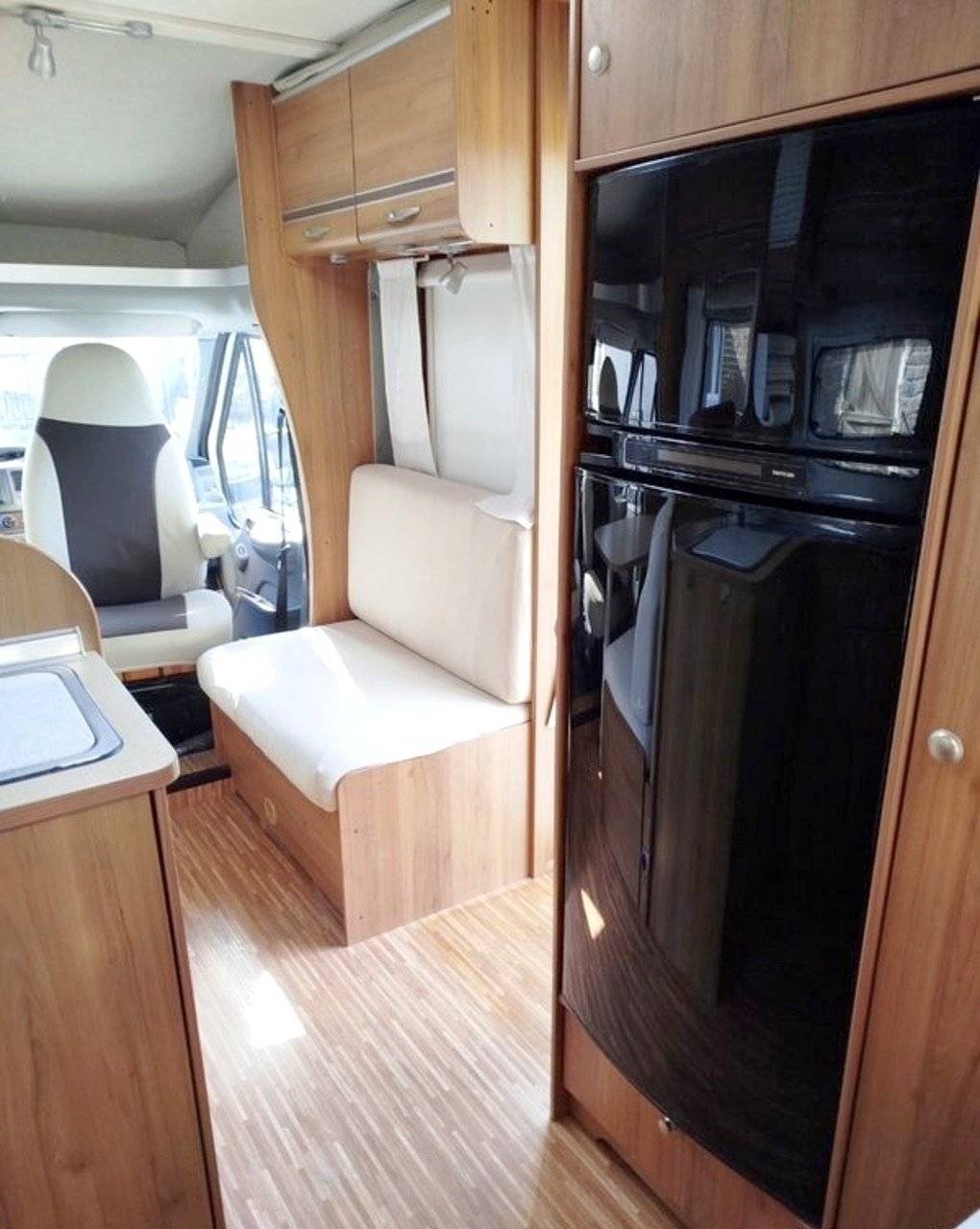 Comedor Ford - Yescapa