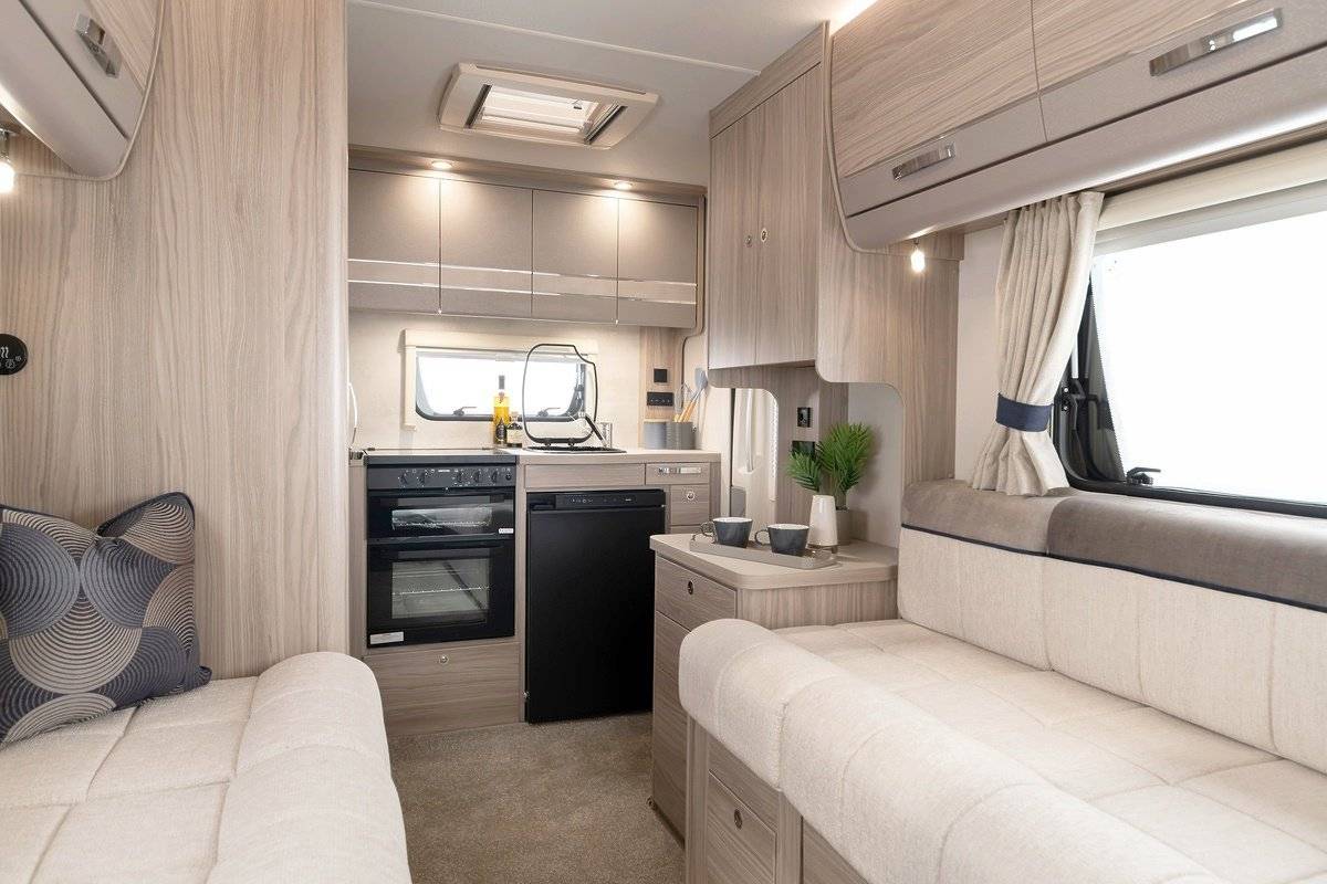 Kitchenette Elddis Autoquest 115 - Yescapa
