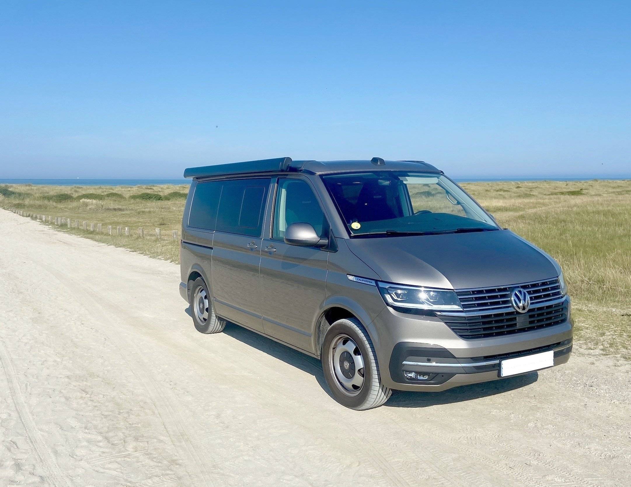 Vista del vehículo ángulo delantero Volkswagen - Yescapa