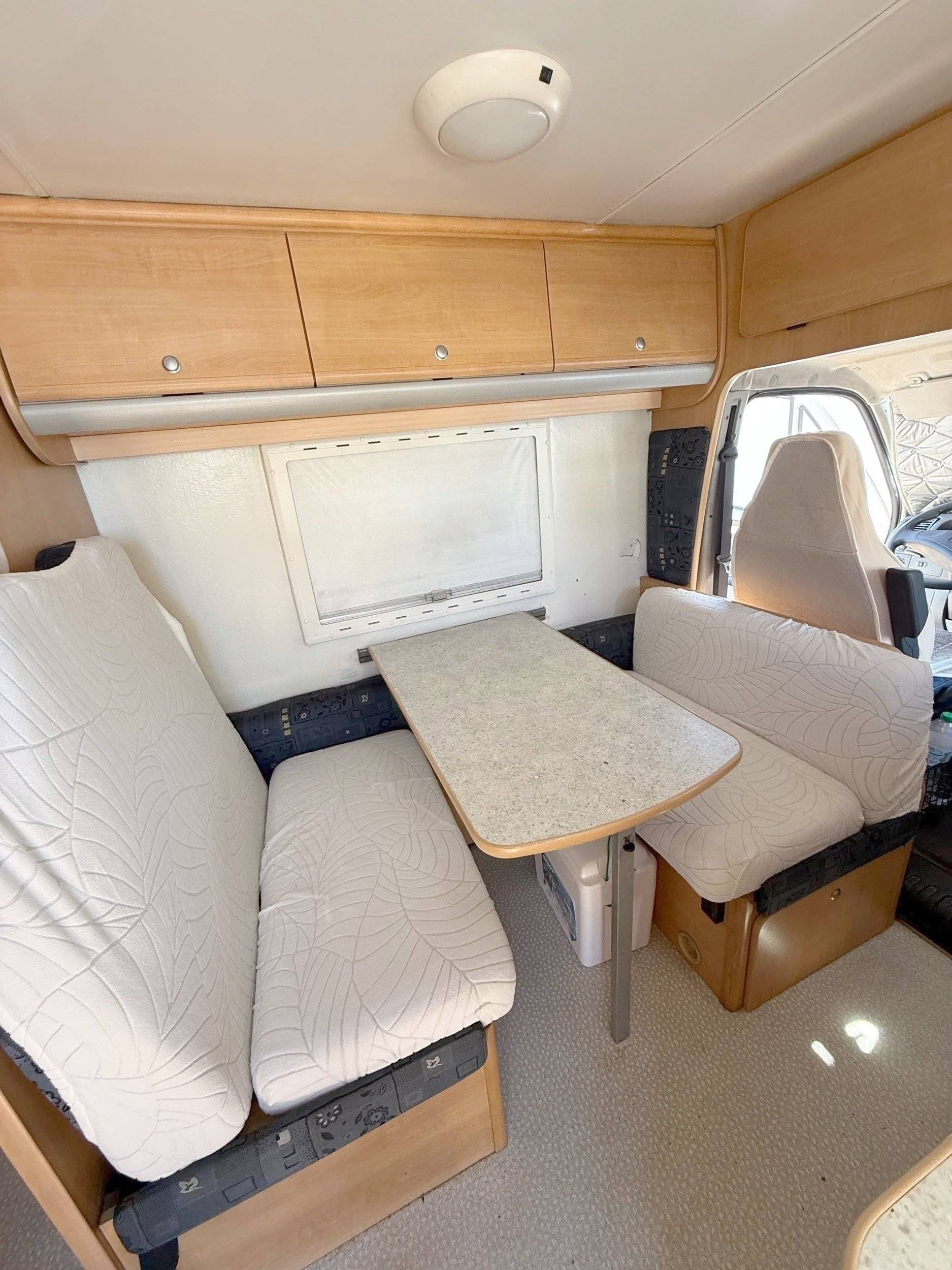 Eethoek Fiat DUCATO 1.9 TD - Yescapa