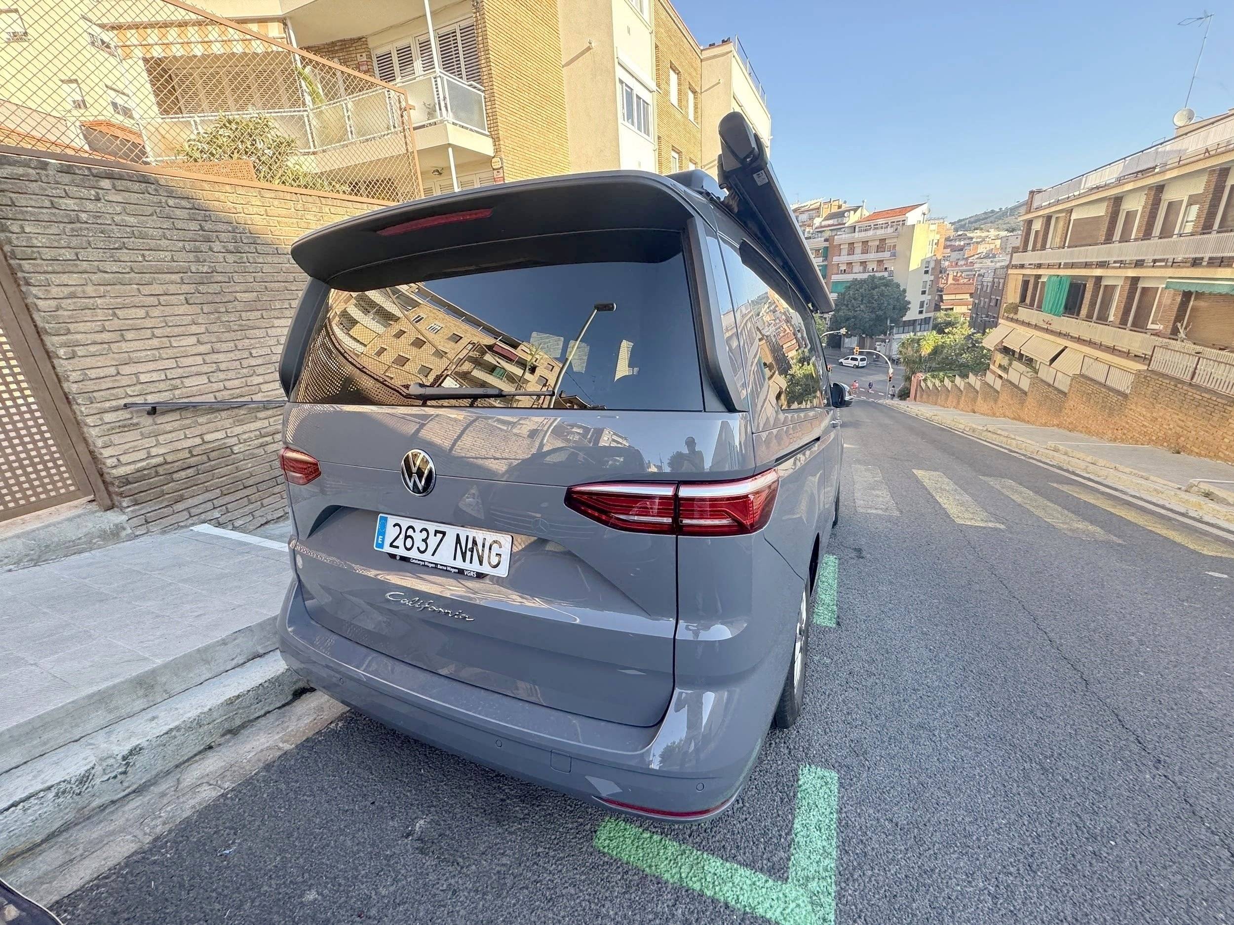 Camper Track Van