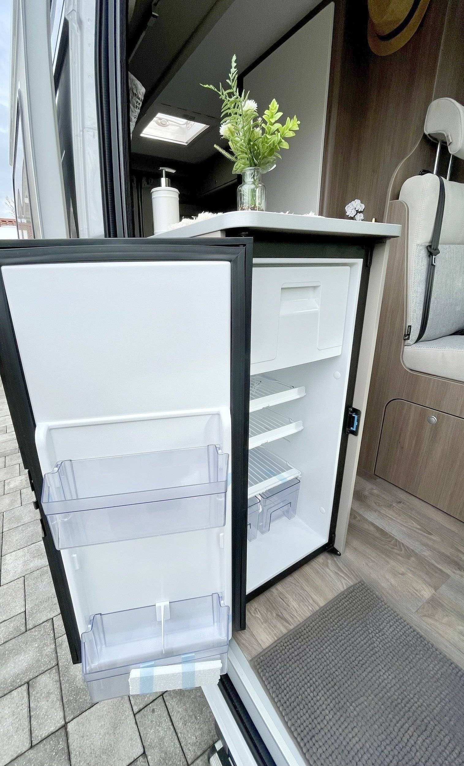 Carado Camper Van 600