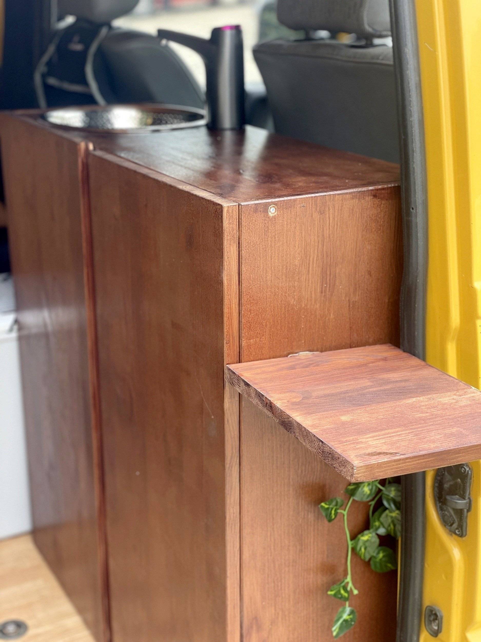 Volkswagen Transporter T4 2.4D