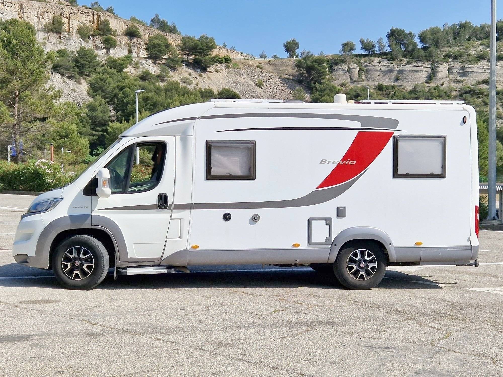 Bürstner Brévio T646