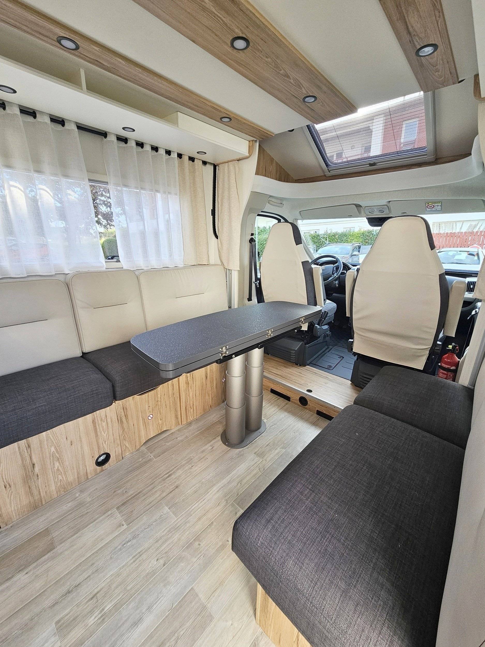 Bavaria BAVARIA T696D