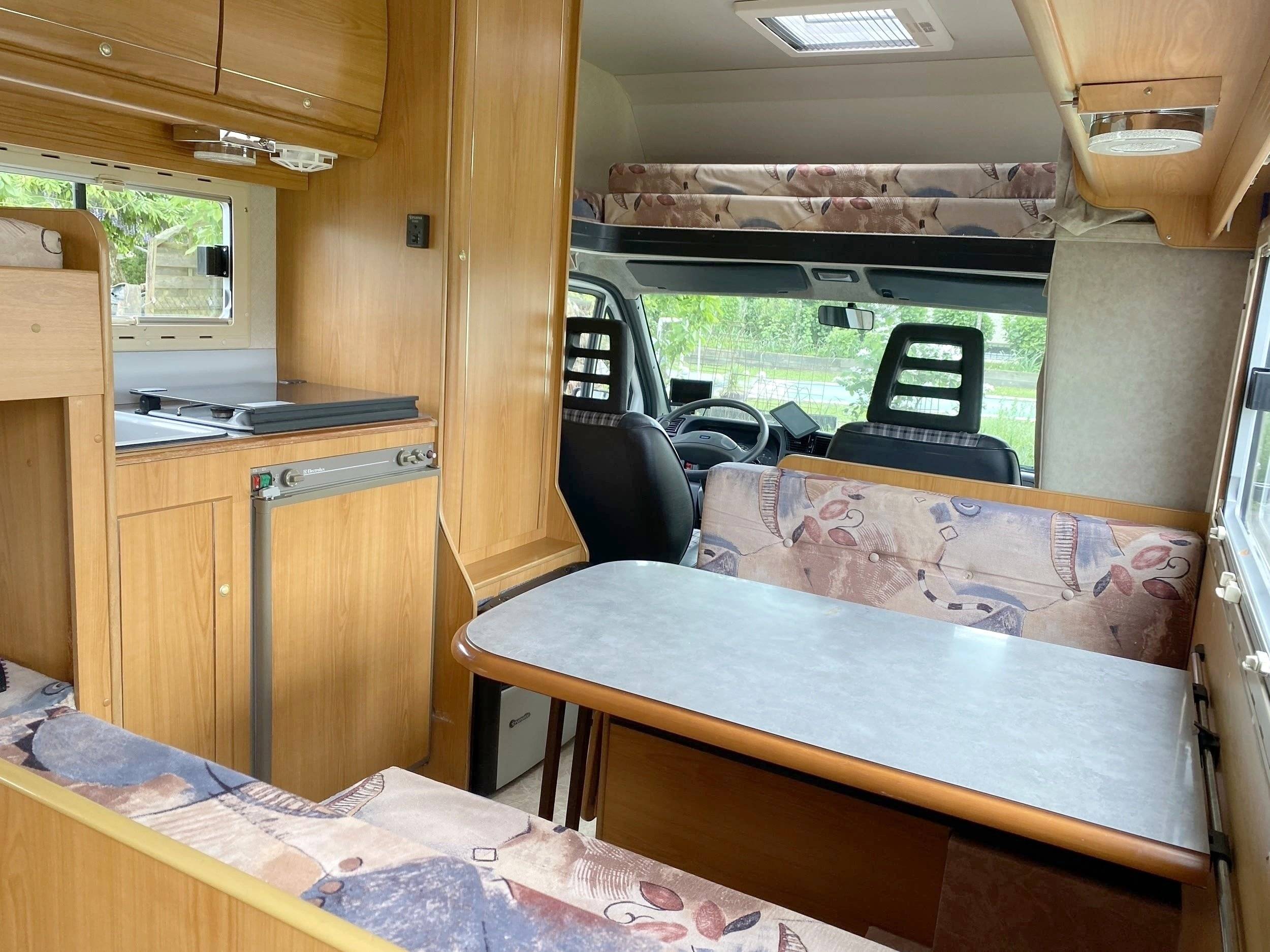 Área de jantar Fiat - Yescapa