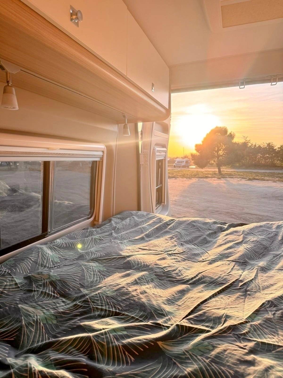 Sunlight Sunlight Cliff 600