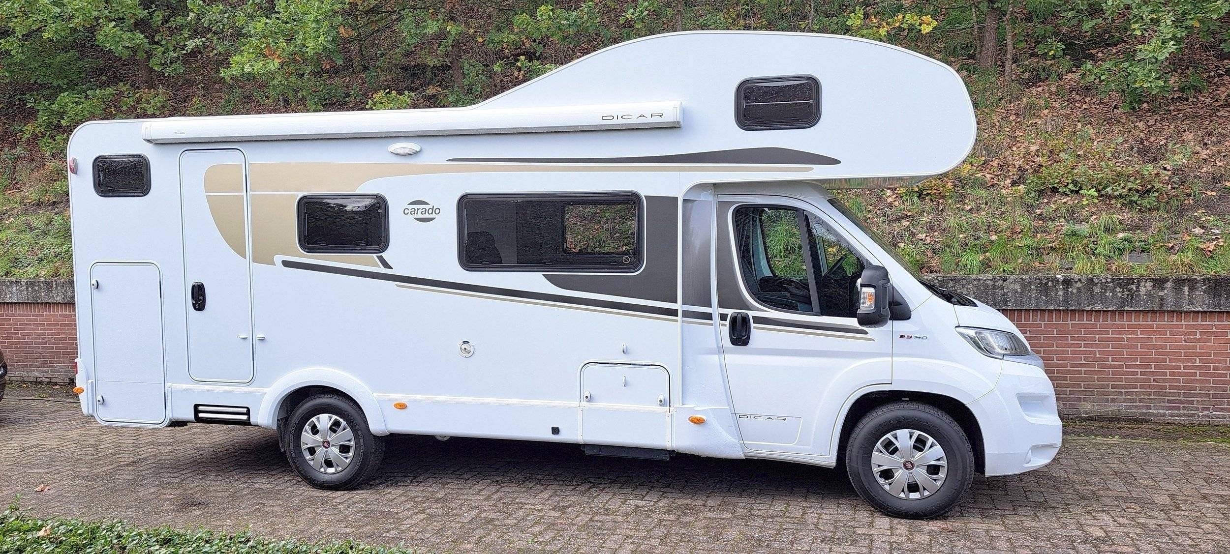 Coachbuilt RV 