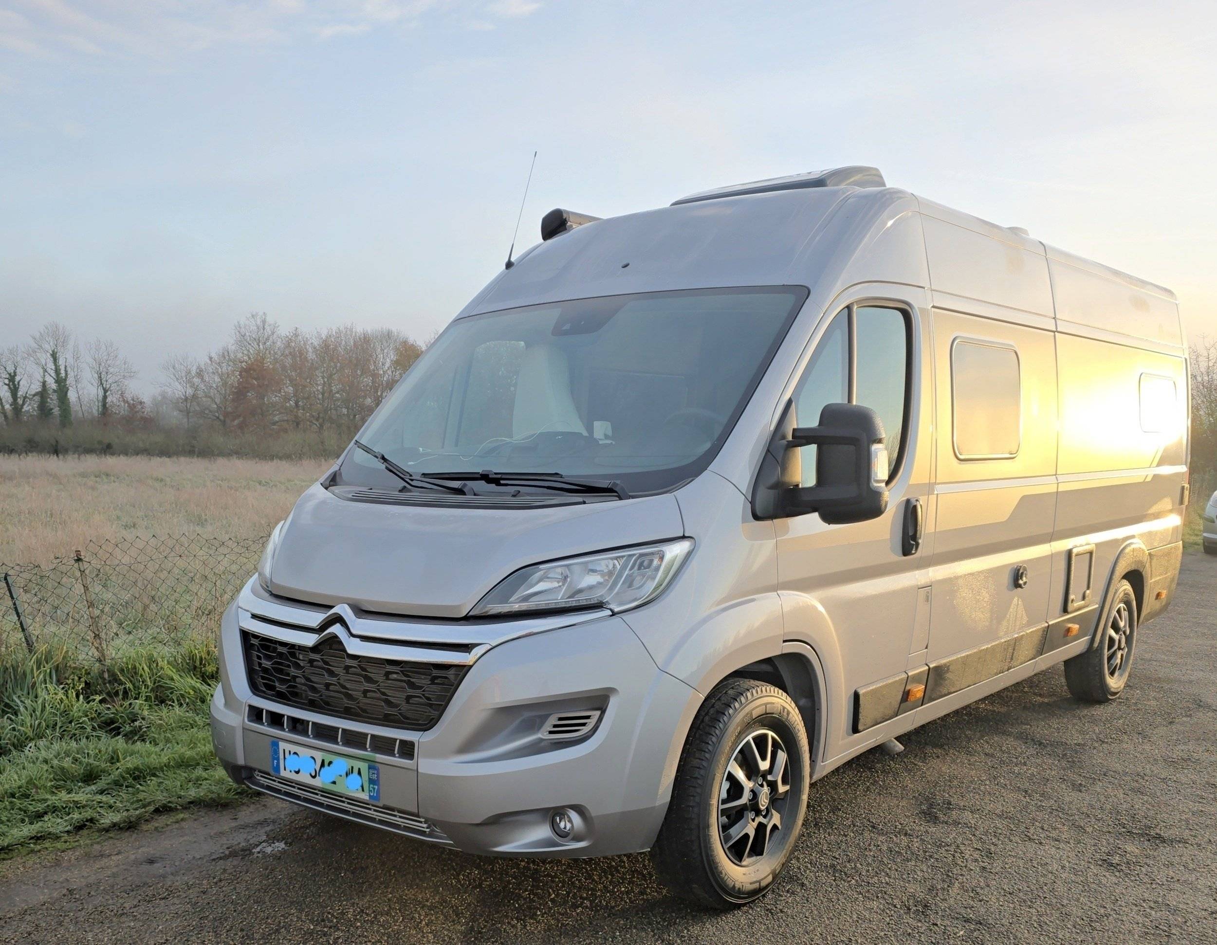 Vista de 3/4 Citroën - Yescapa