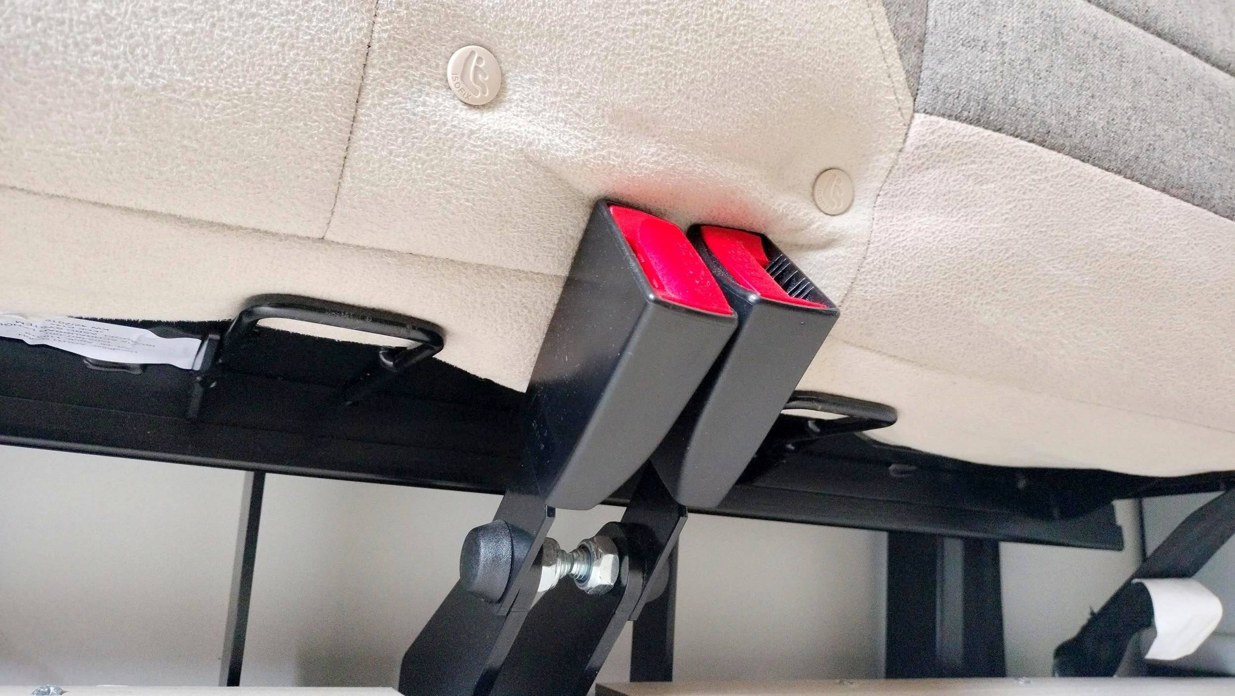 Adria Twin Axess 600 Spt family