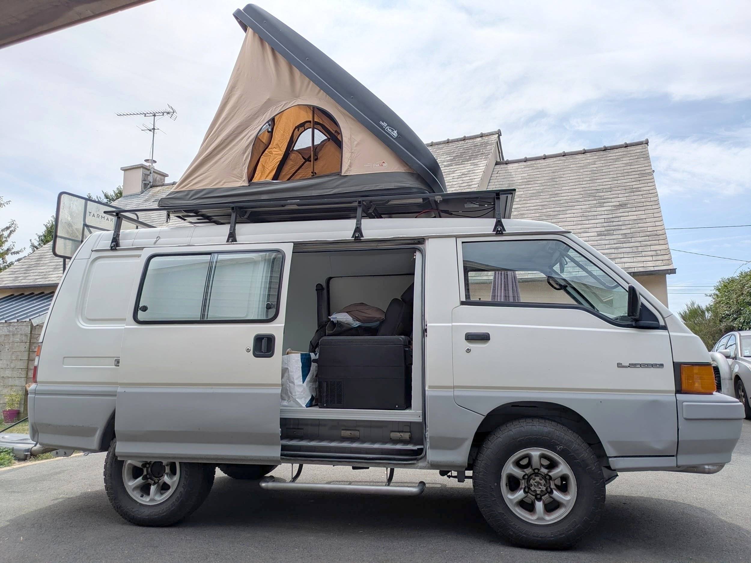 Berth Mitsubishi - Yescapa