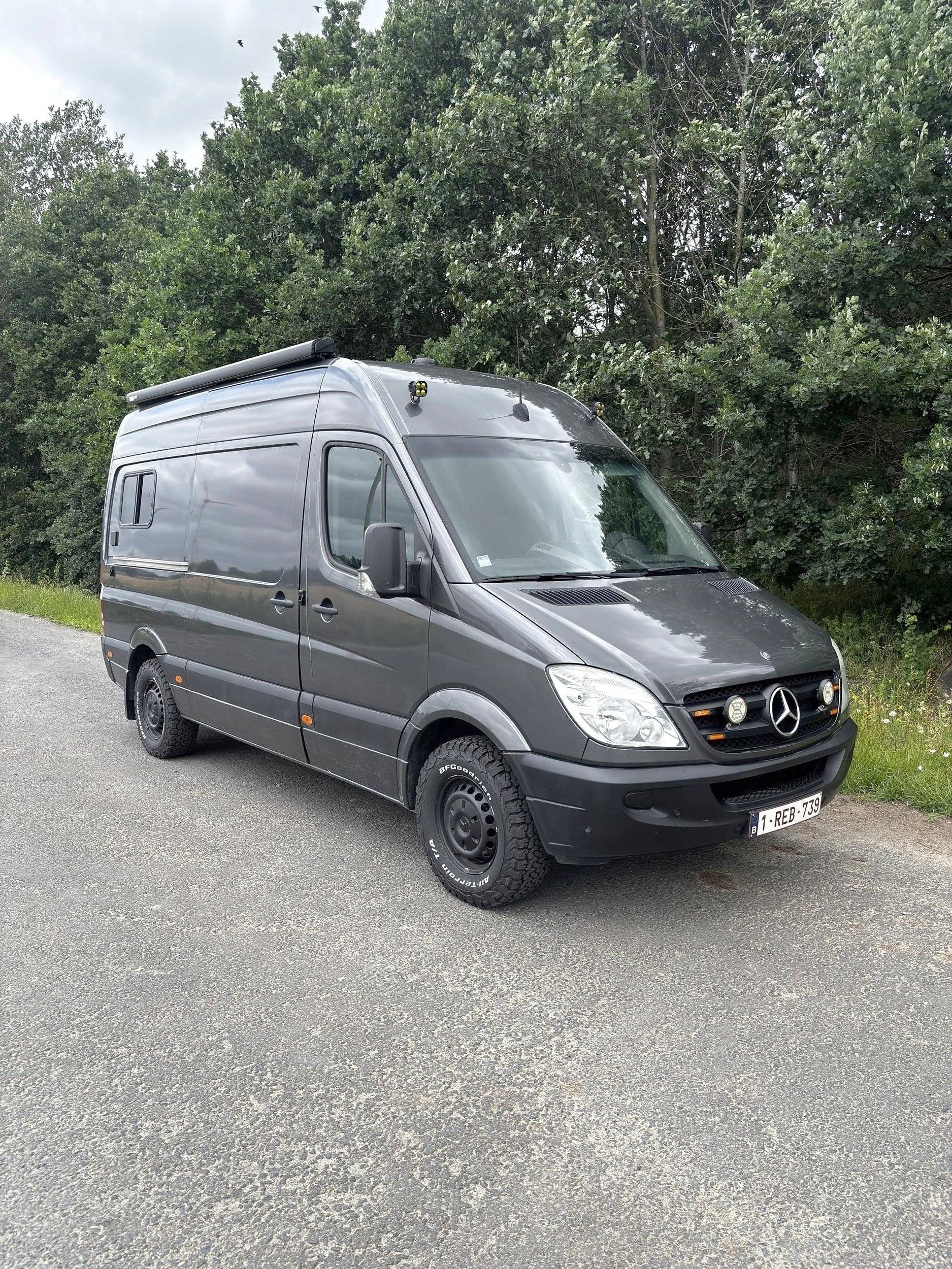 Mercedes-Benz 