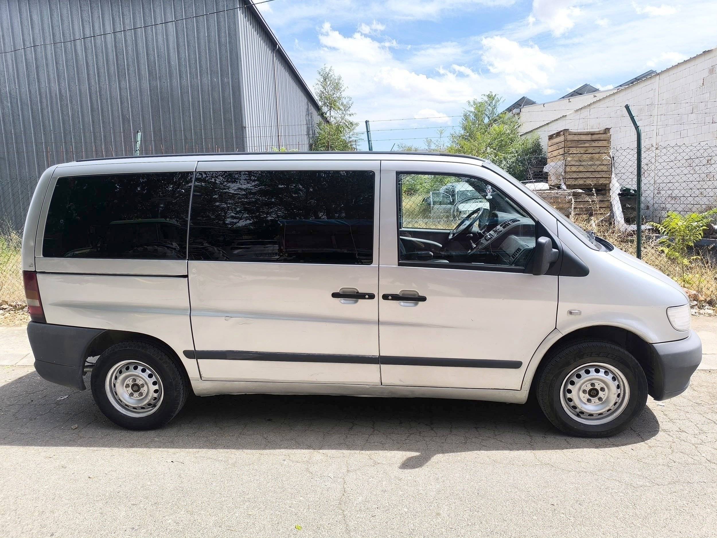 Kitchen Mercedes Vito 111 CDI 116 ch - Yescapa