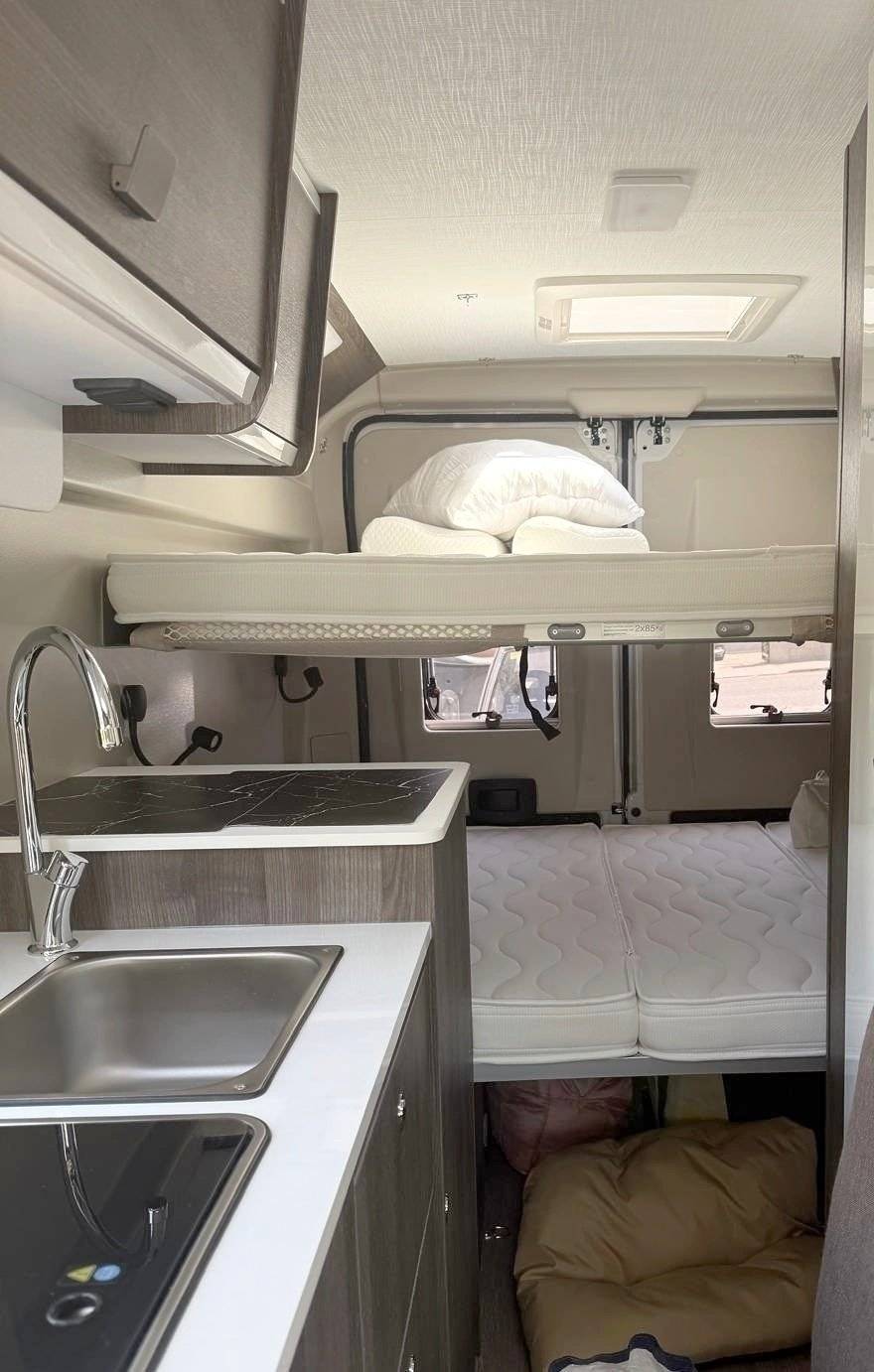 Benimar Benivan 120 up