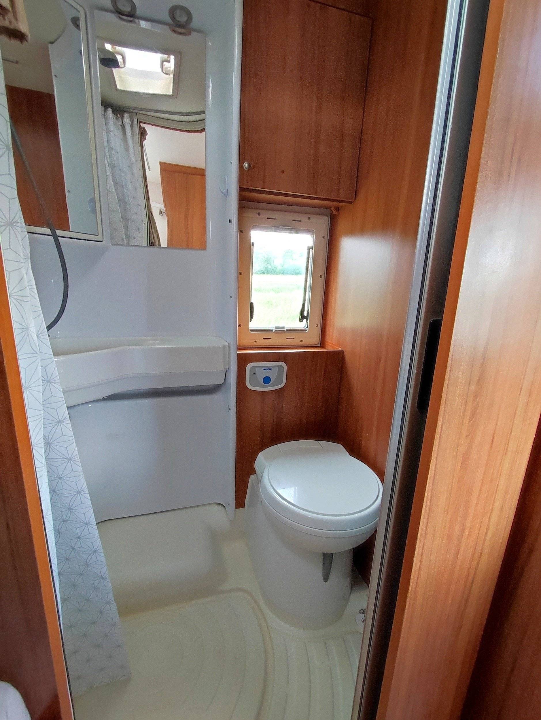EURA MOBIL PA 600 Vb
