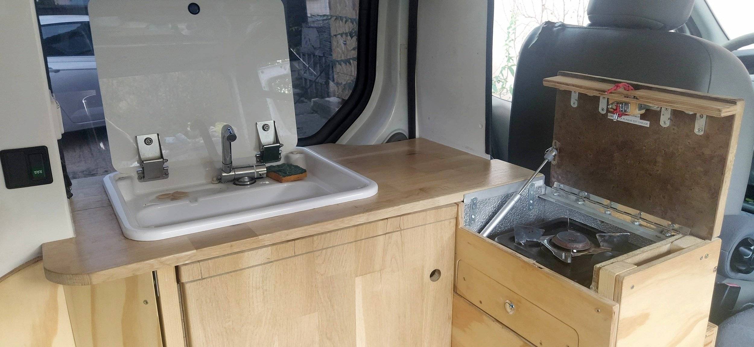 Coin cuisine Renault Renault trafic - Yescapa