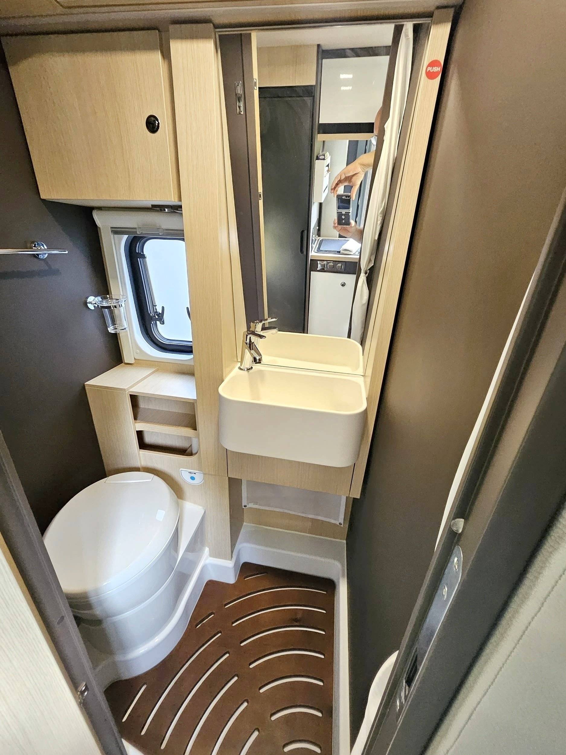 Autostar Autostarvan Lj