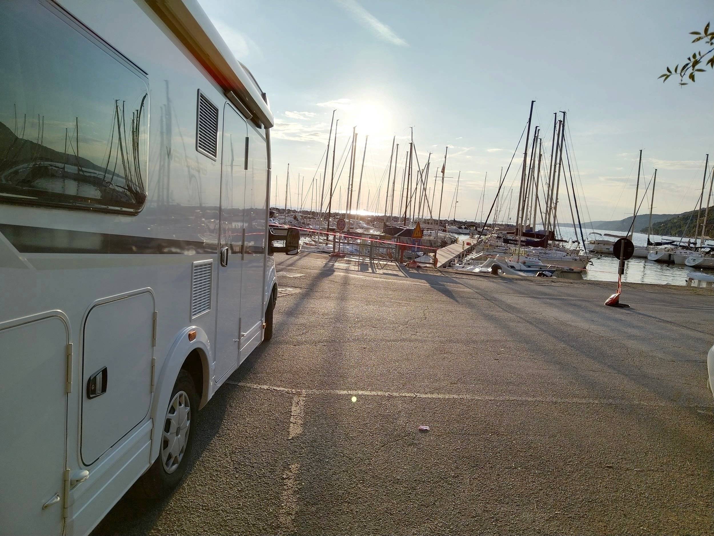 Weinsberg Carasuite 650 MF