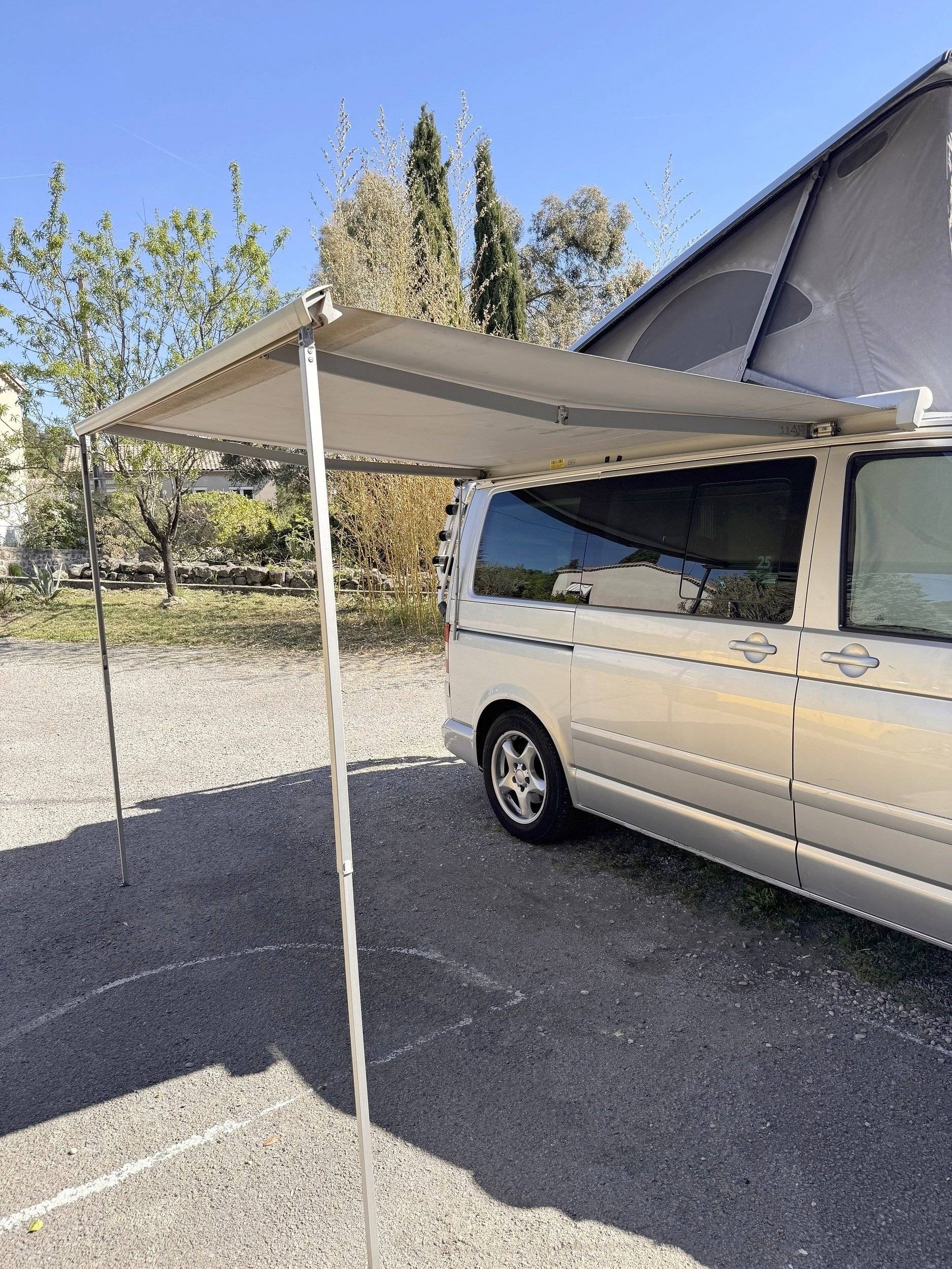 Vista de 3/4 Volkswagen - Yescapa