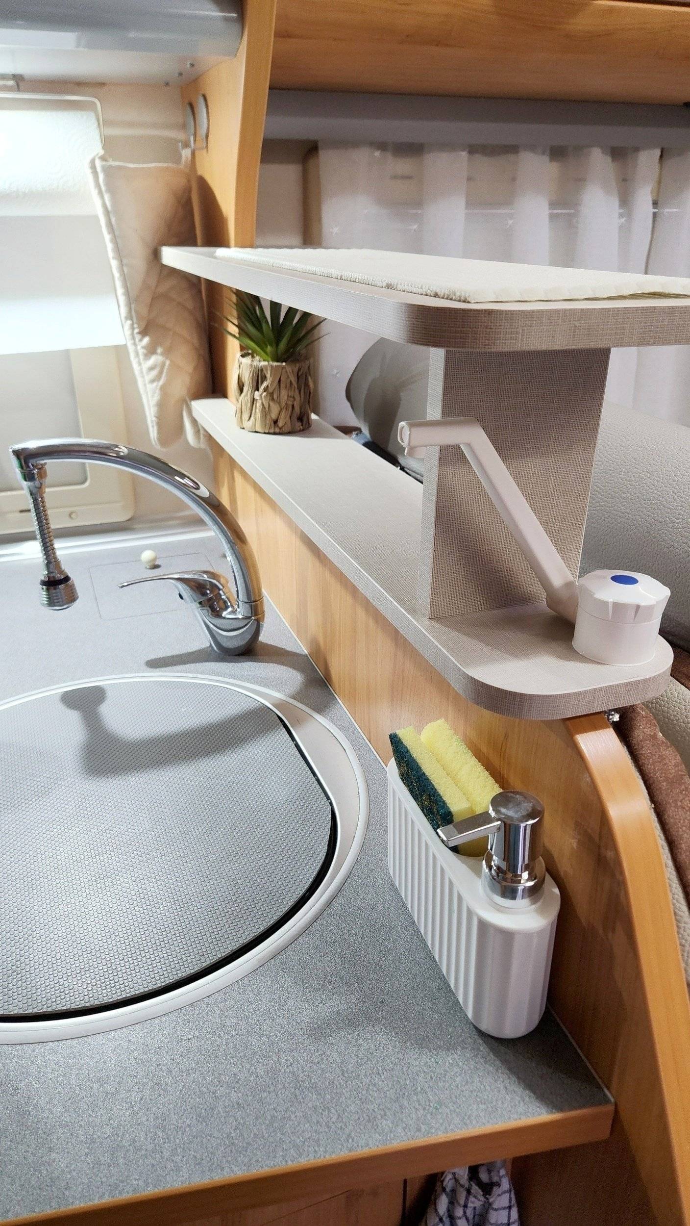 Adria adria coral 660 sp