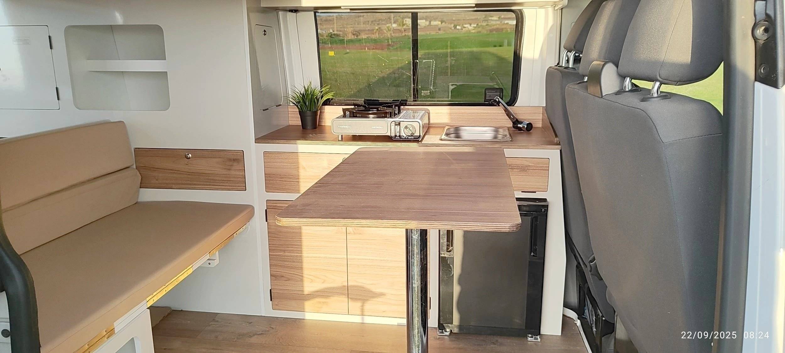 Volkswagen T5 2,0 l 84 ch