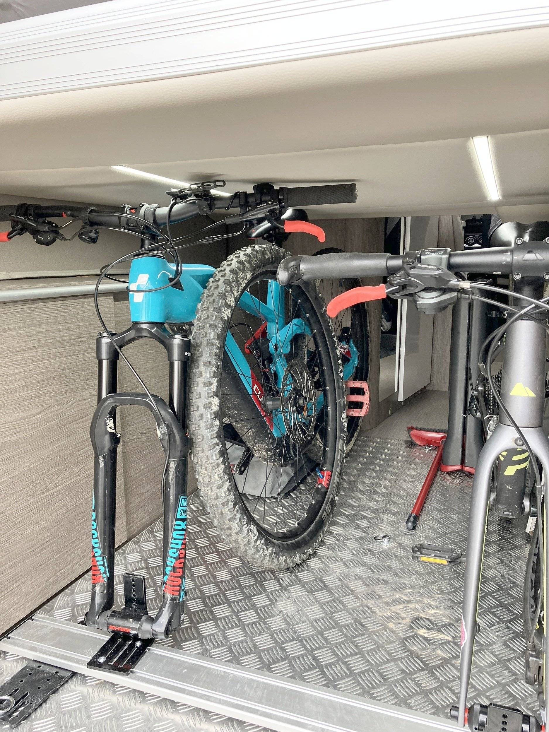 Chausson V690 Road Line Premium