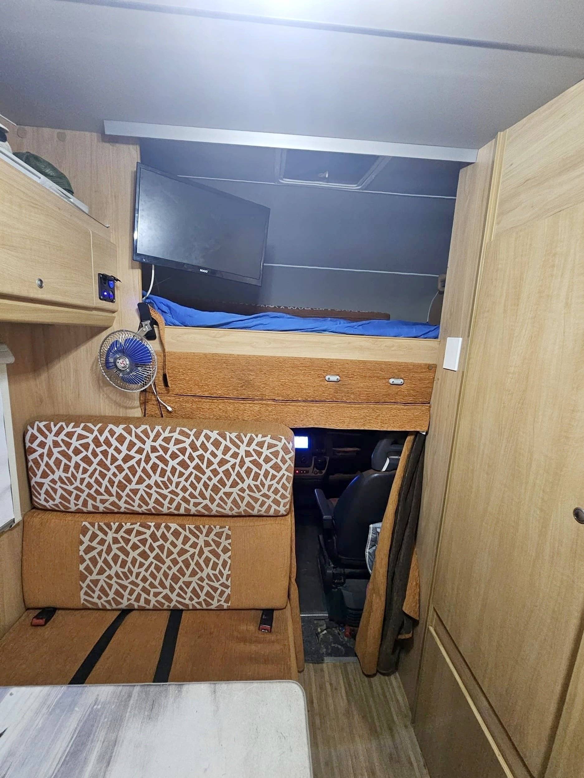 Dormidas Fiat Ducato 120 Multijet - Yescapa