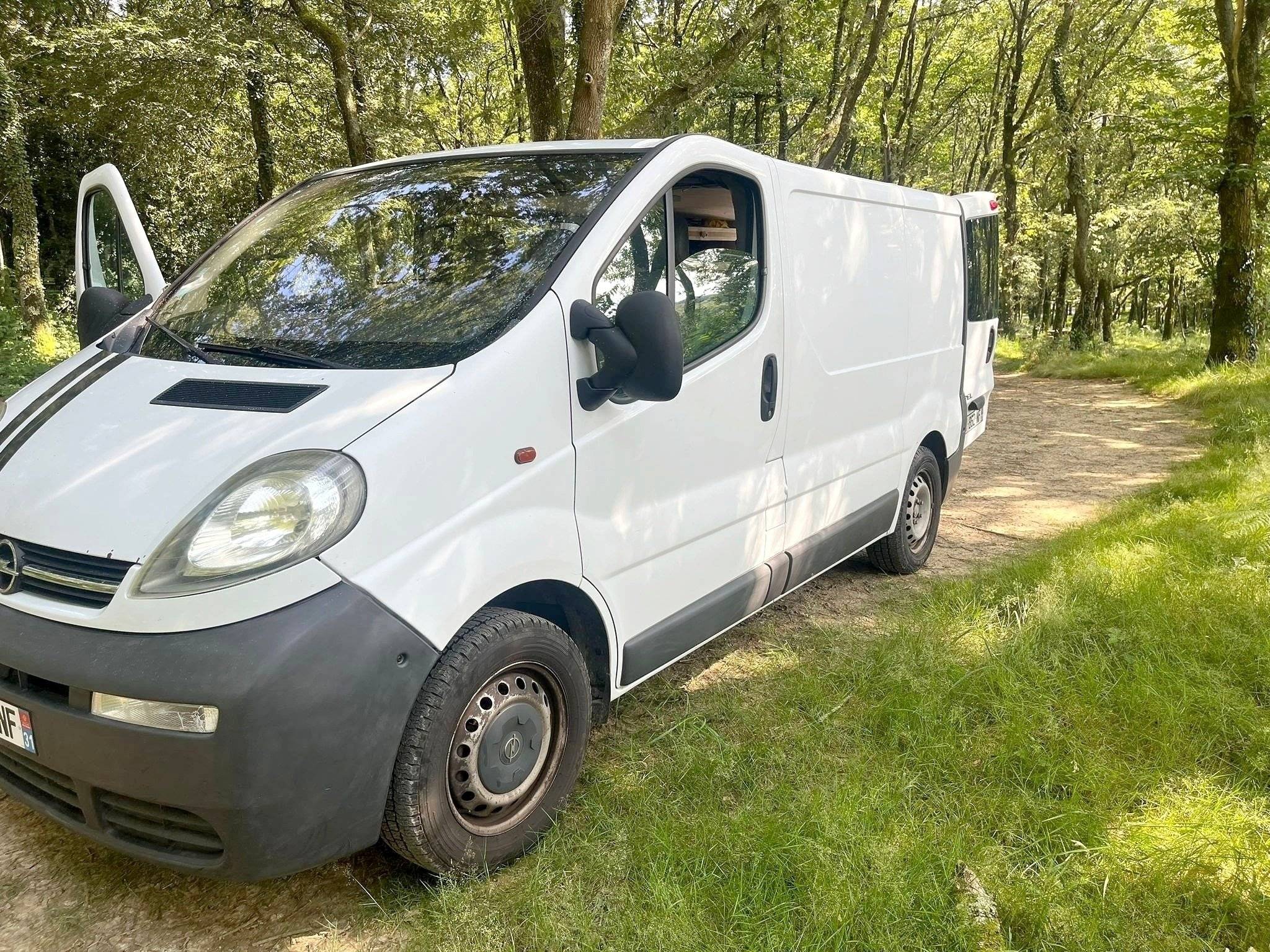 Tec Vivaro 1,9 CDTI 100ch