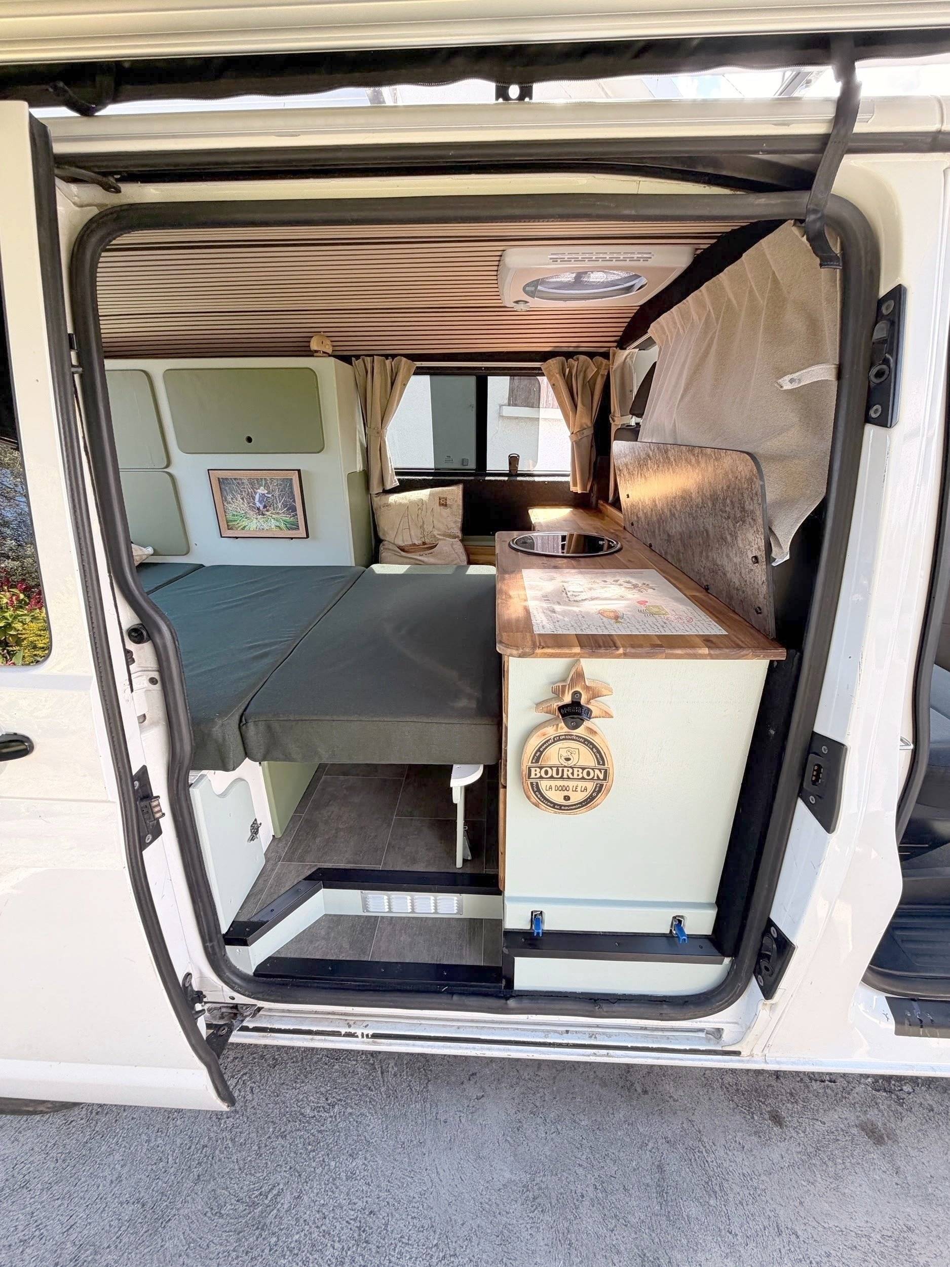 Volkswagen T6 2 l 102 ch