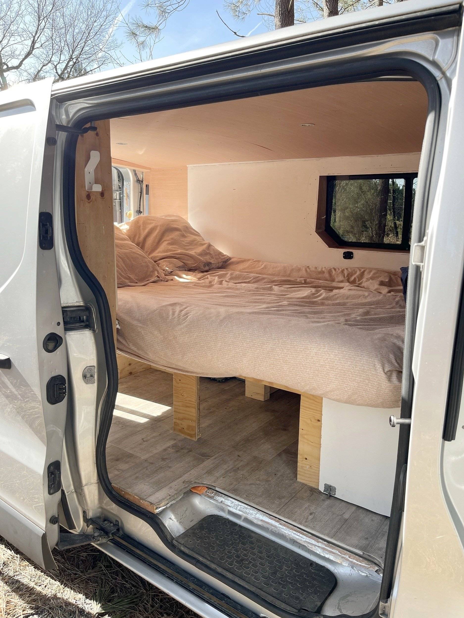 slaapplaatsen Renault Trafic 3 - Yescapa