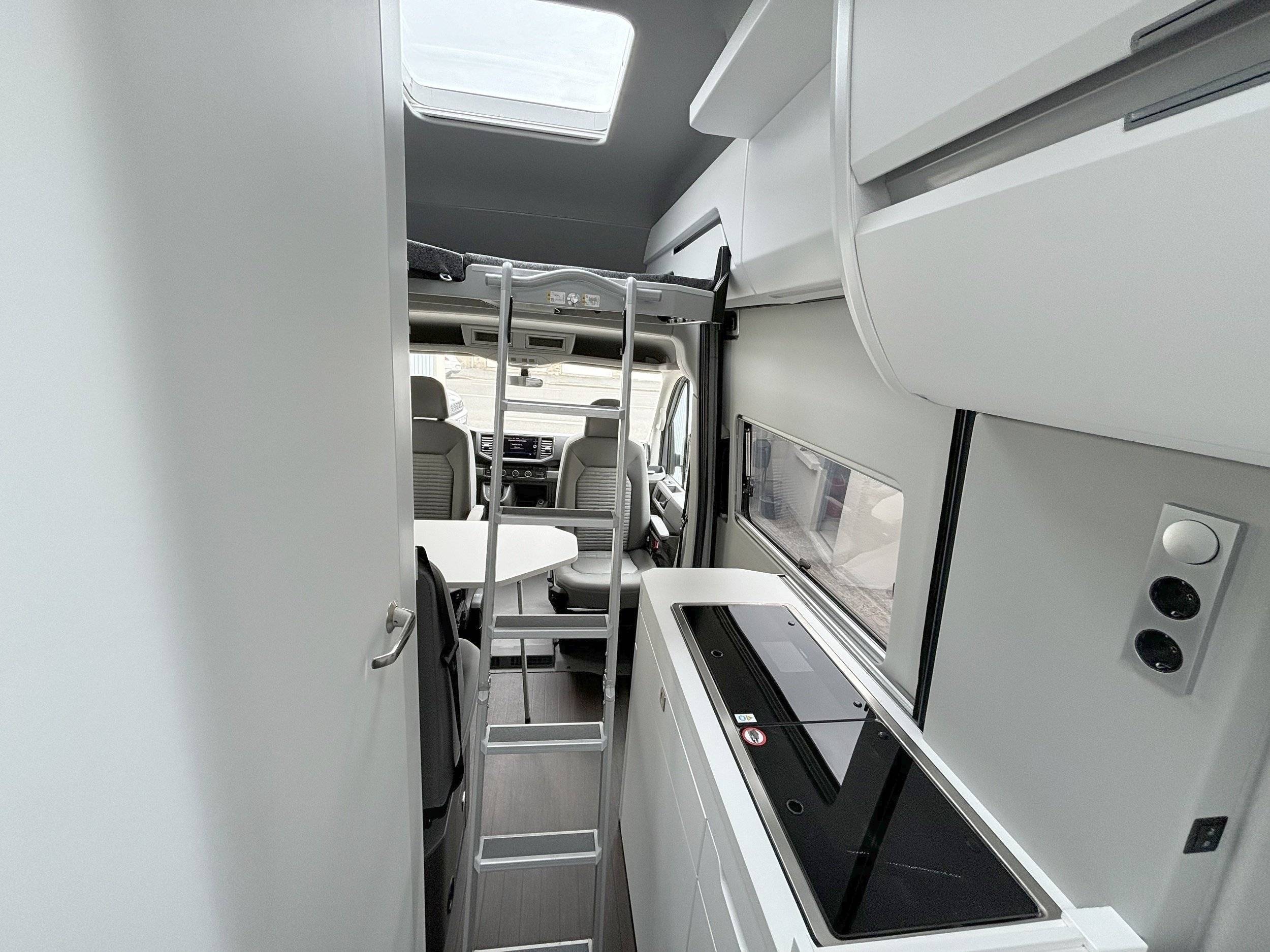 Volkswagen Grand California 600