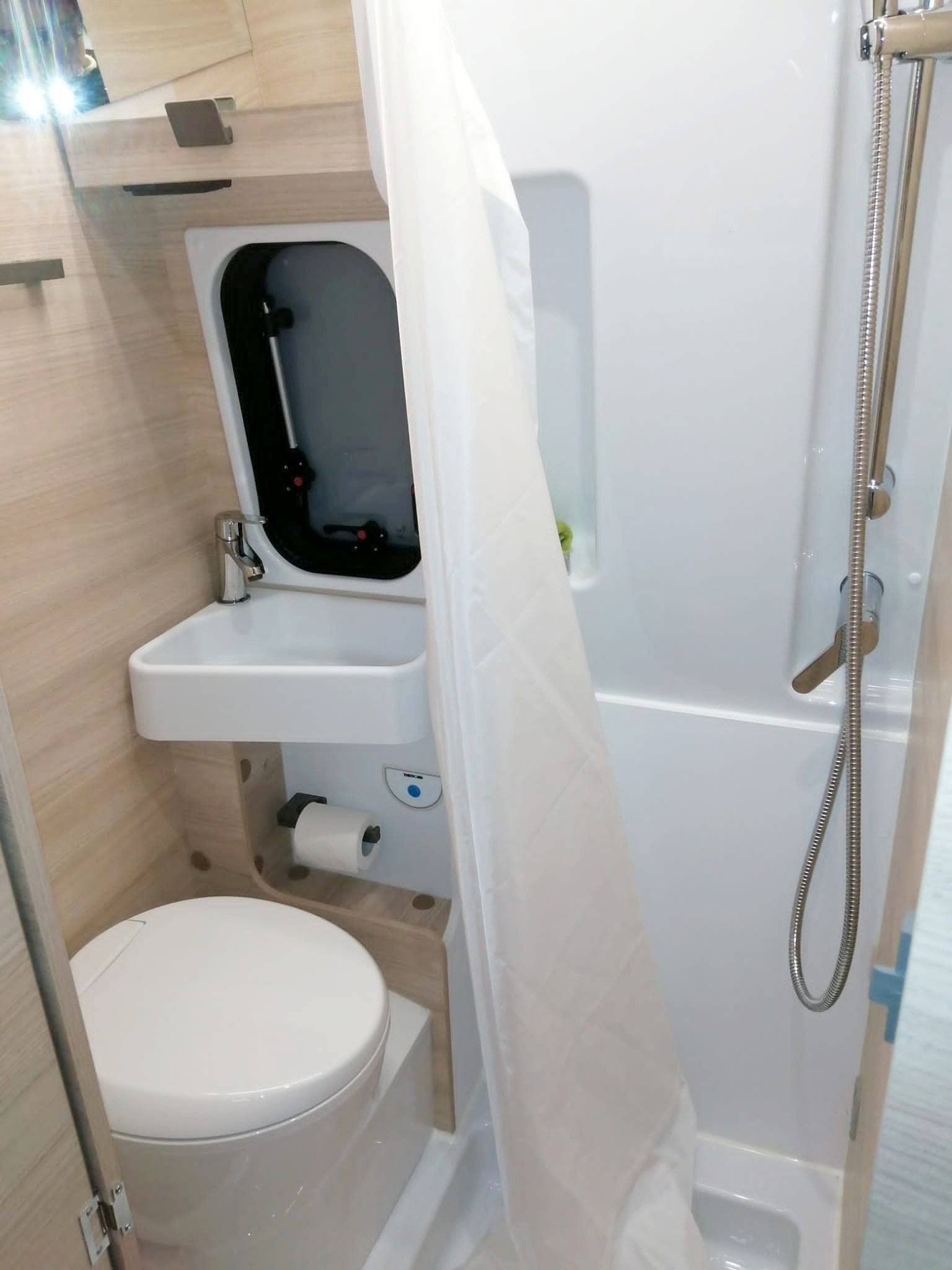 Chausson Chausson V594 First Line