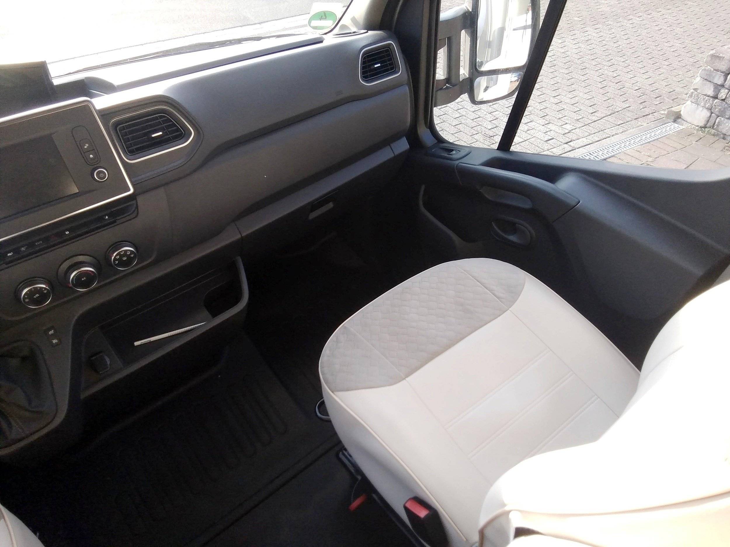 Ahorn 690 T Nee Face Edition