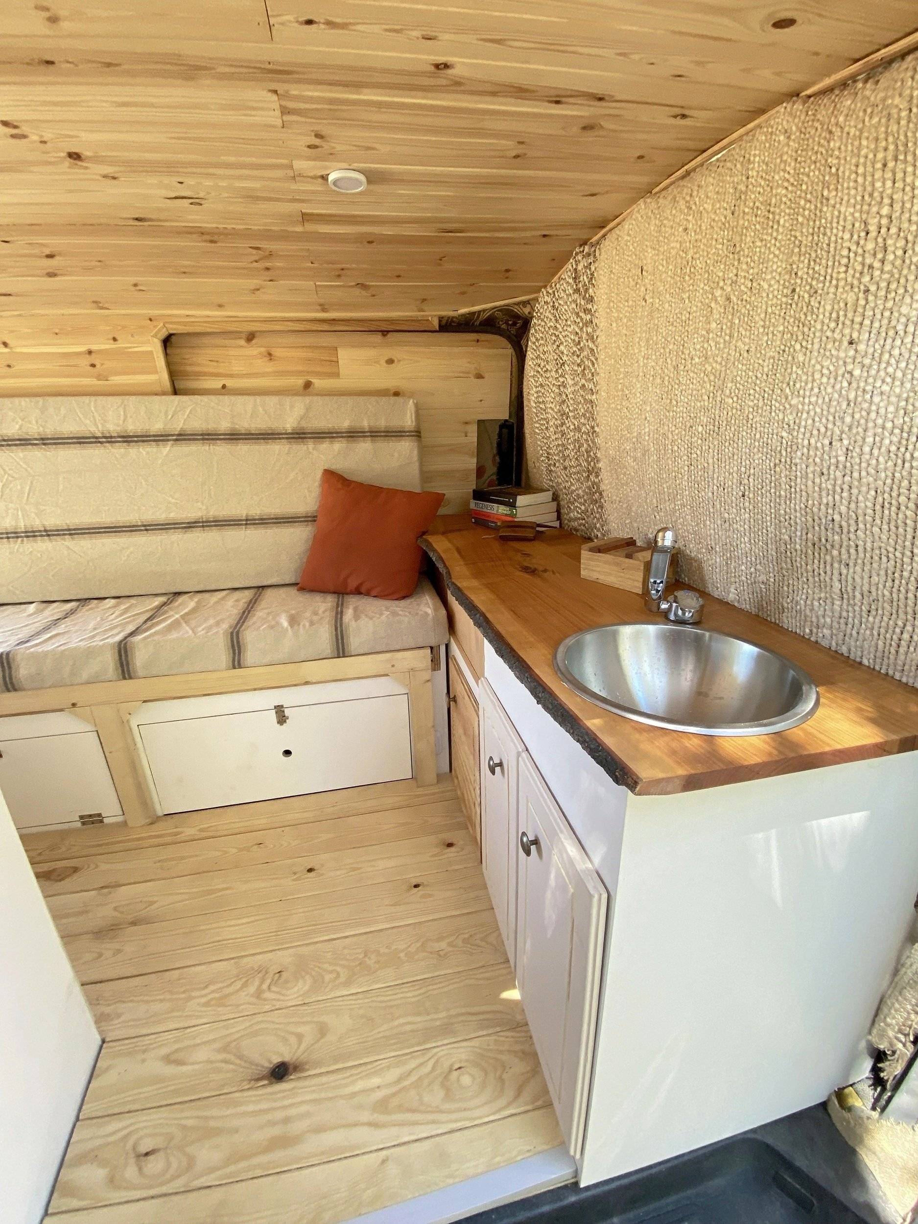 Kitchen Volkswagen Volkswagen T5 transporter - Yescapa