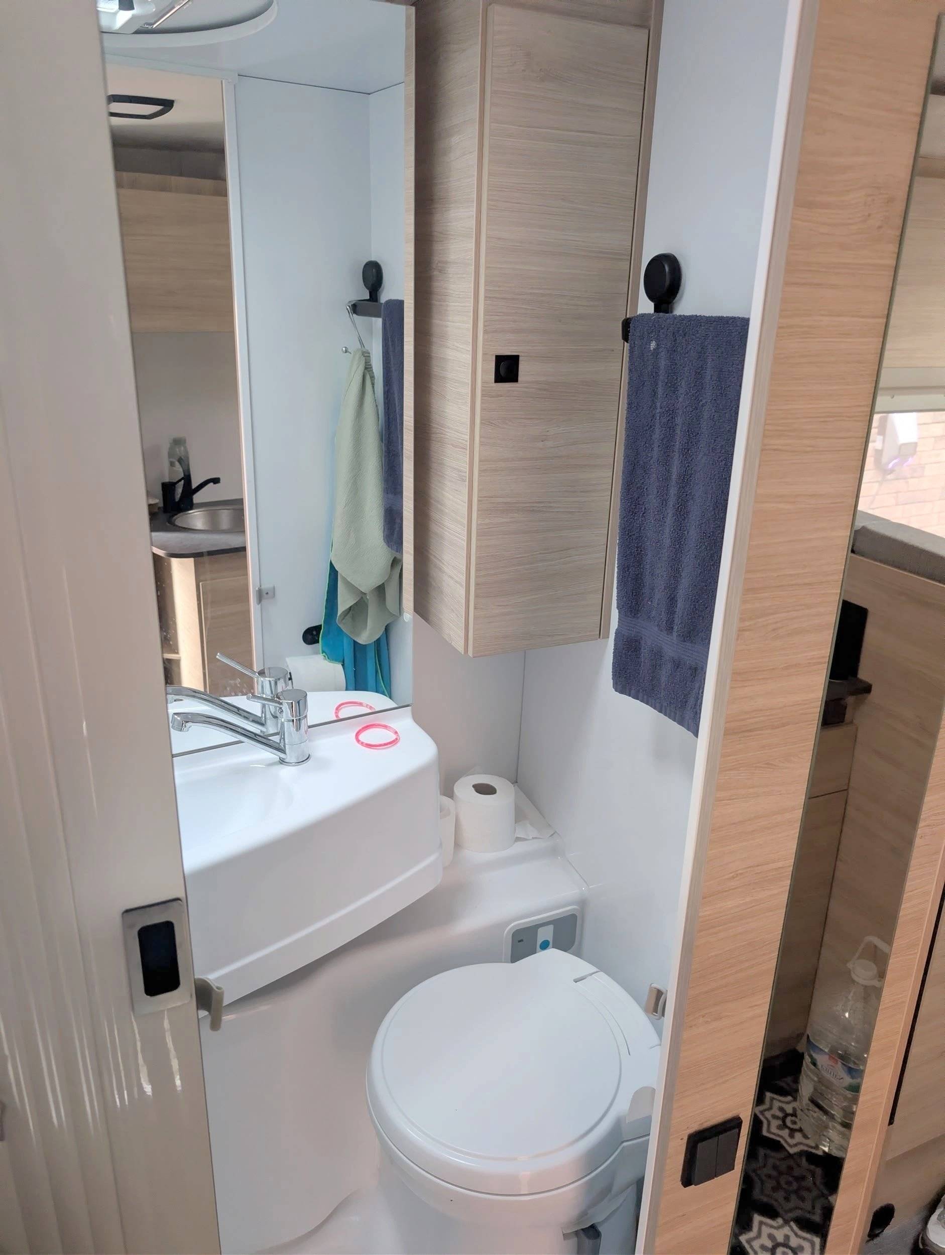 Chausson C 656 First Line