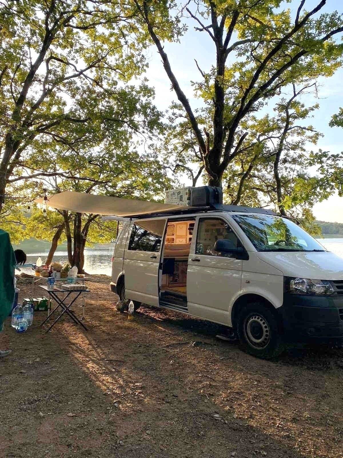 Voorkant 3/4 Volkswagen Volkswagen T5 - Yescapa