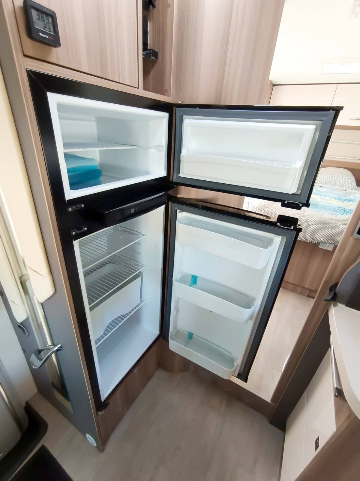 Chausson flash 718 Ford TRANSIT 155CV