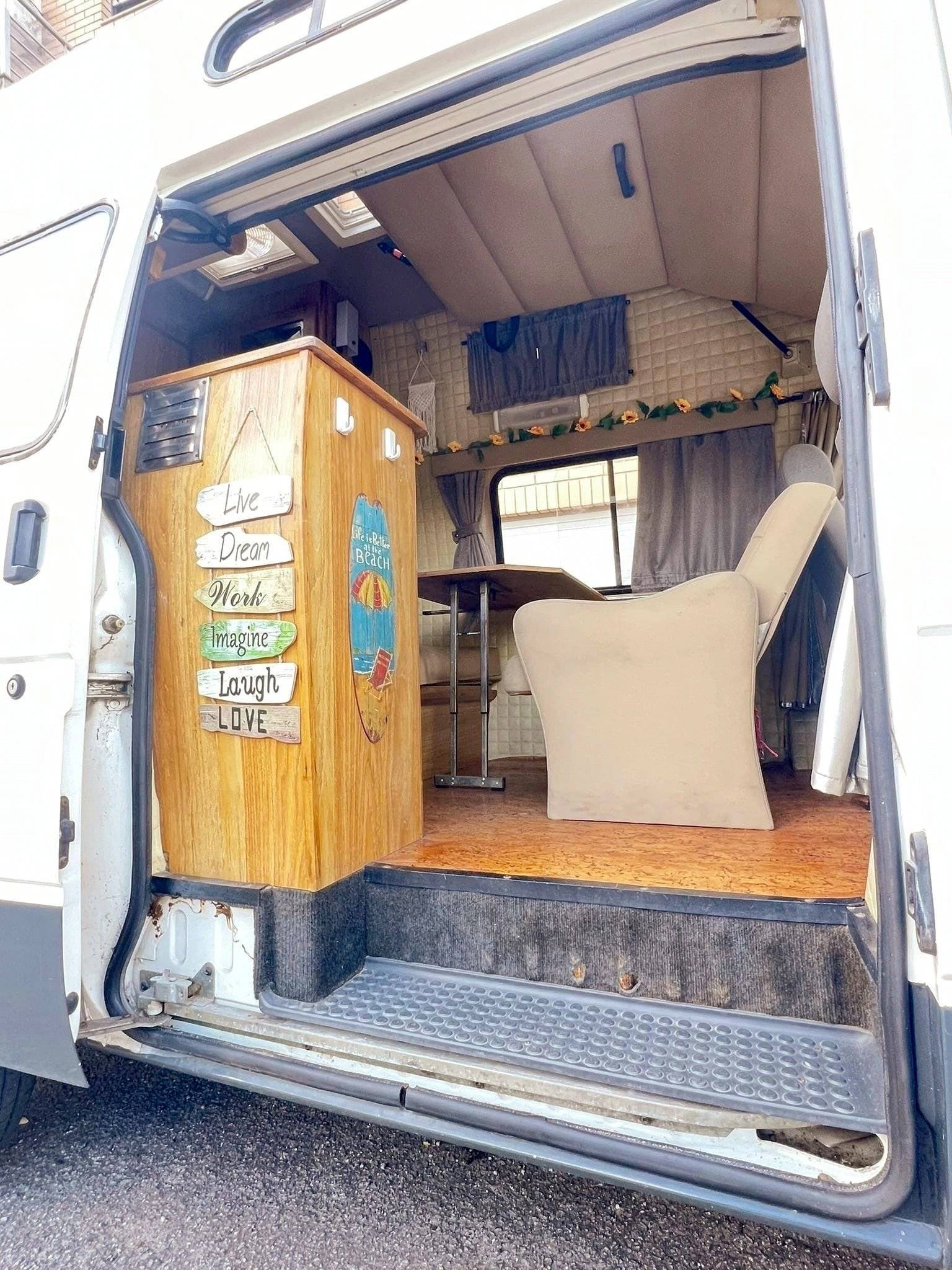 Camper Track Andrade