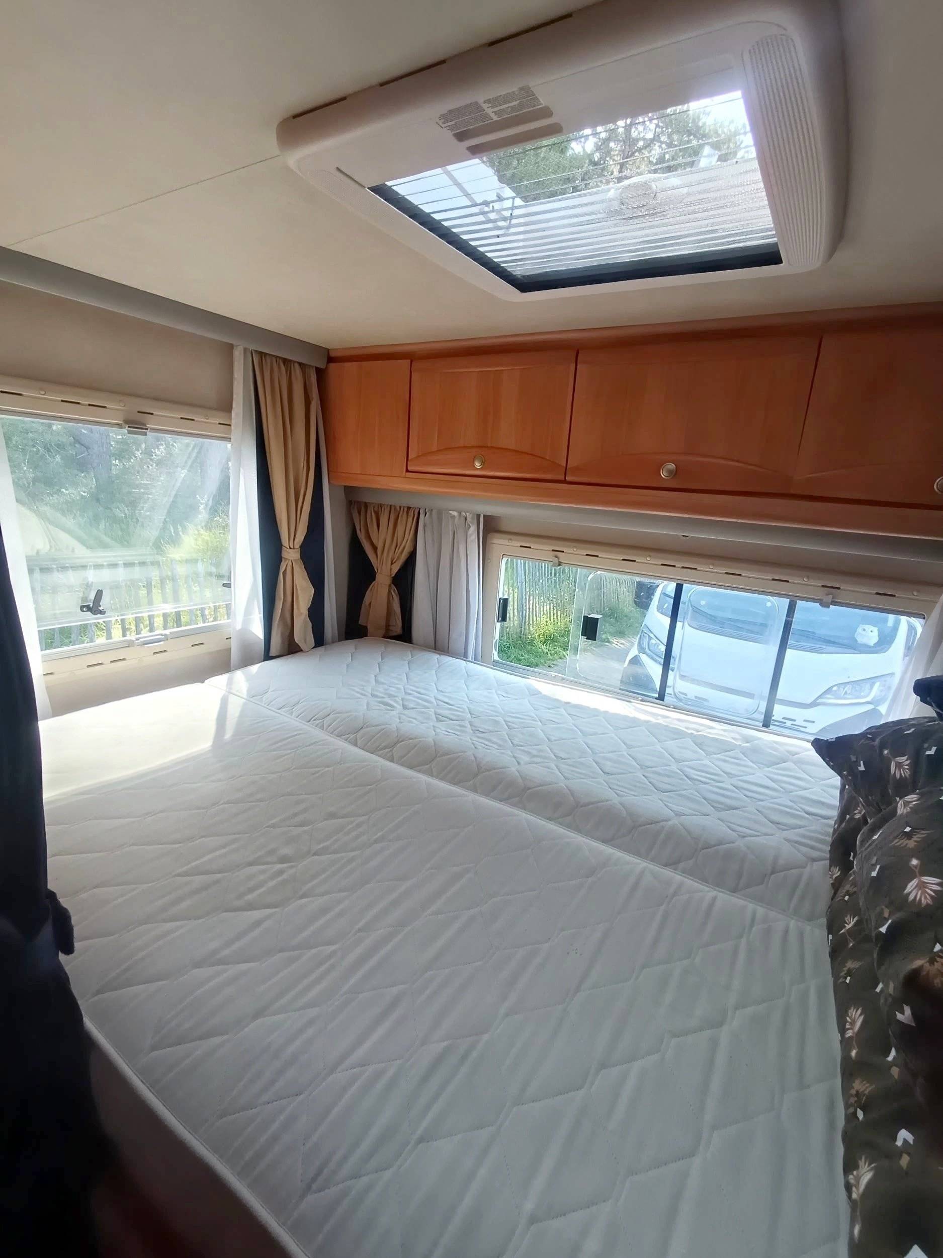 Dormidas Fiat Ducato 2,8 l jtd/Al-Ko - Yescapa