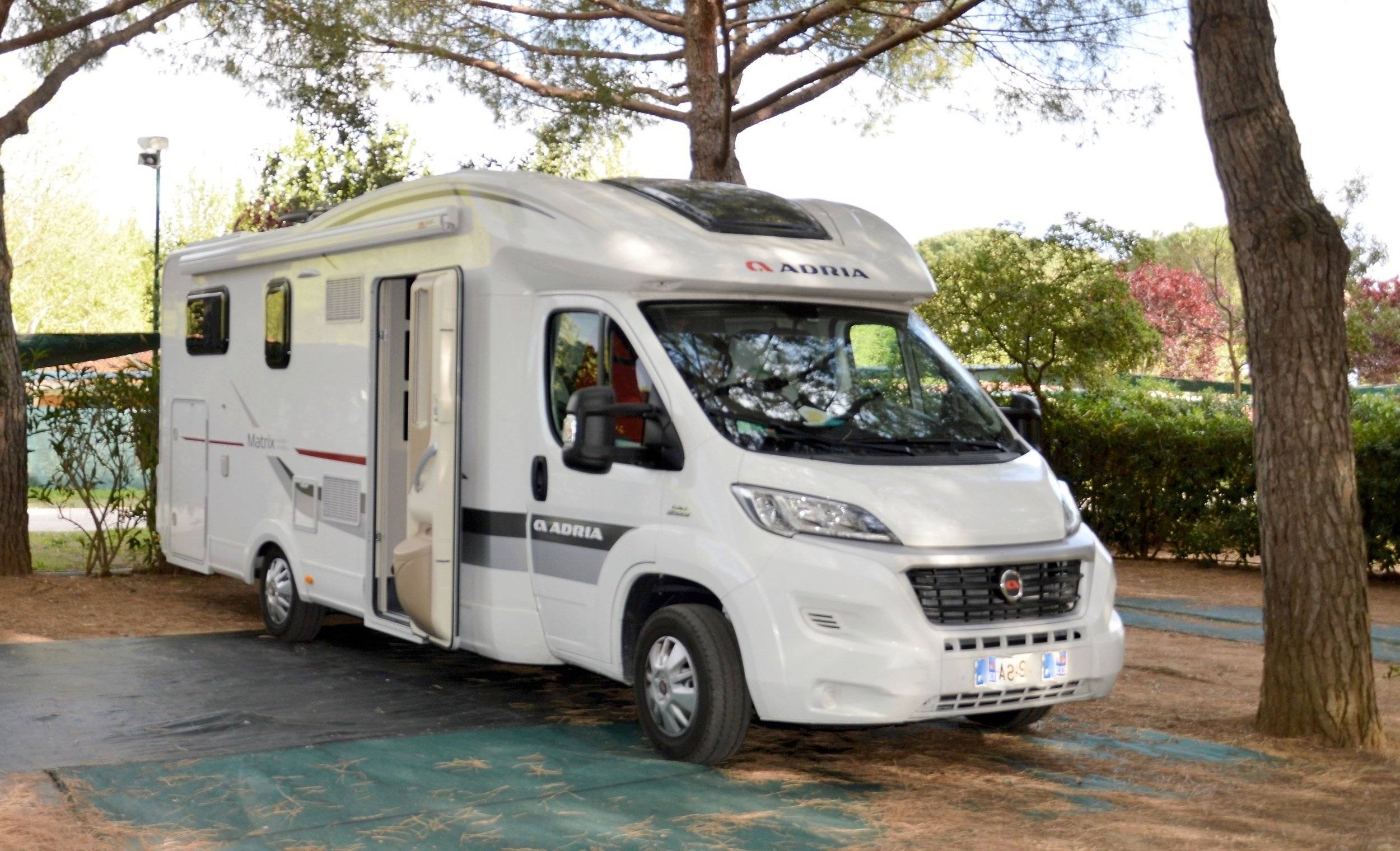 ADRIA Matrix Access 670SL