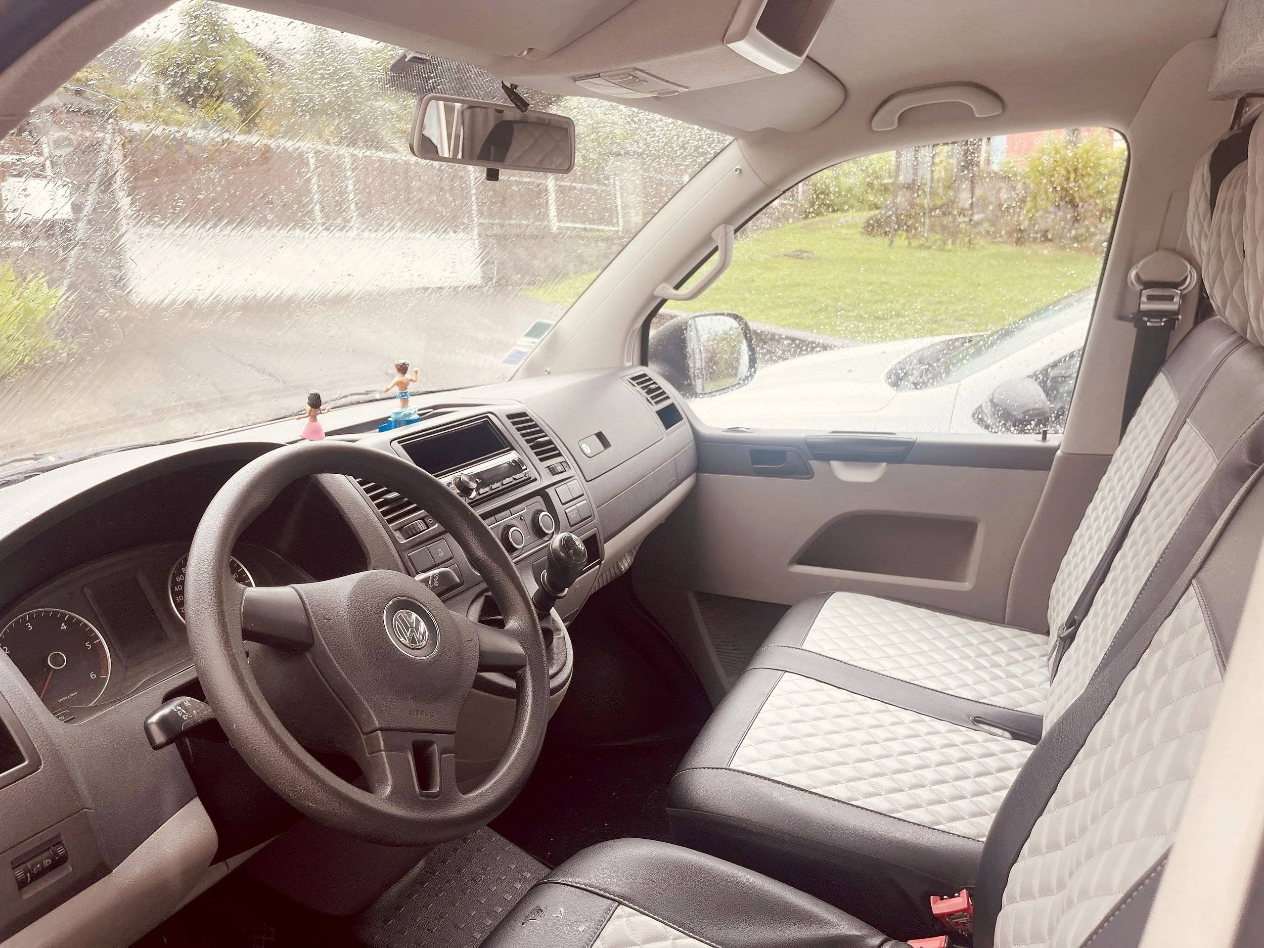 Volkswagen T5 2,0 l 102 ch