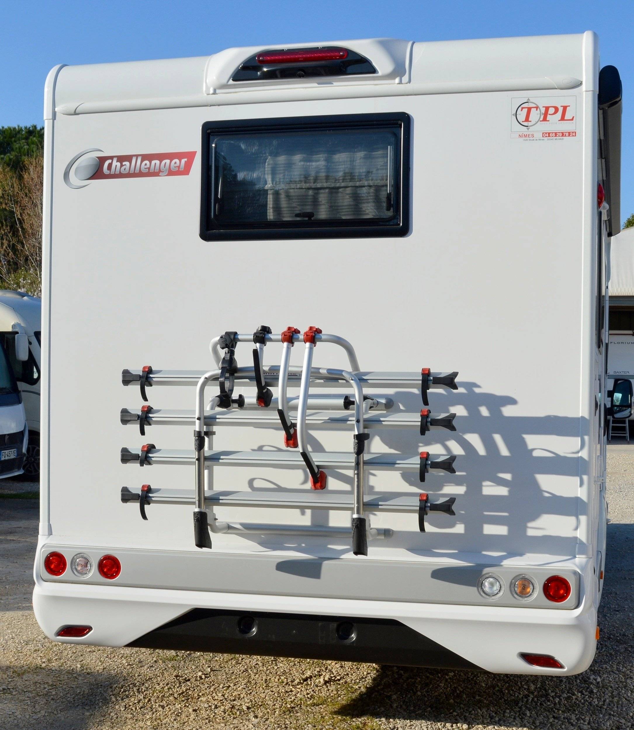 Challenger 380 start edition