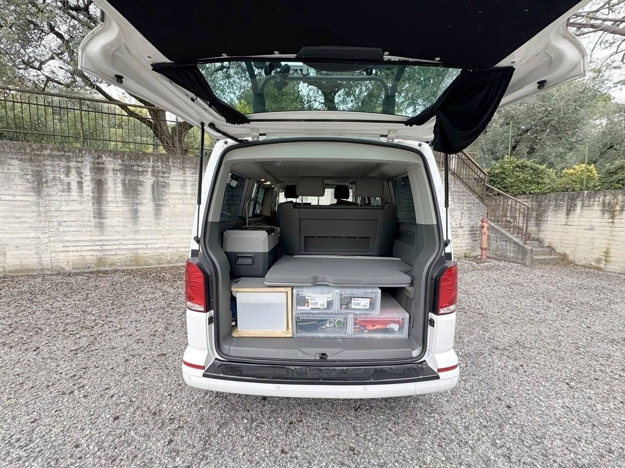 Volkswagen Volkswagen T6.1 California