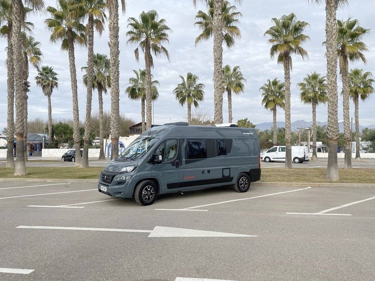 Sunlight Sunlight Cliff Adventure